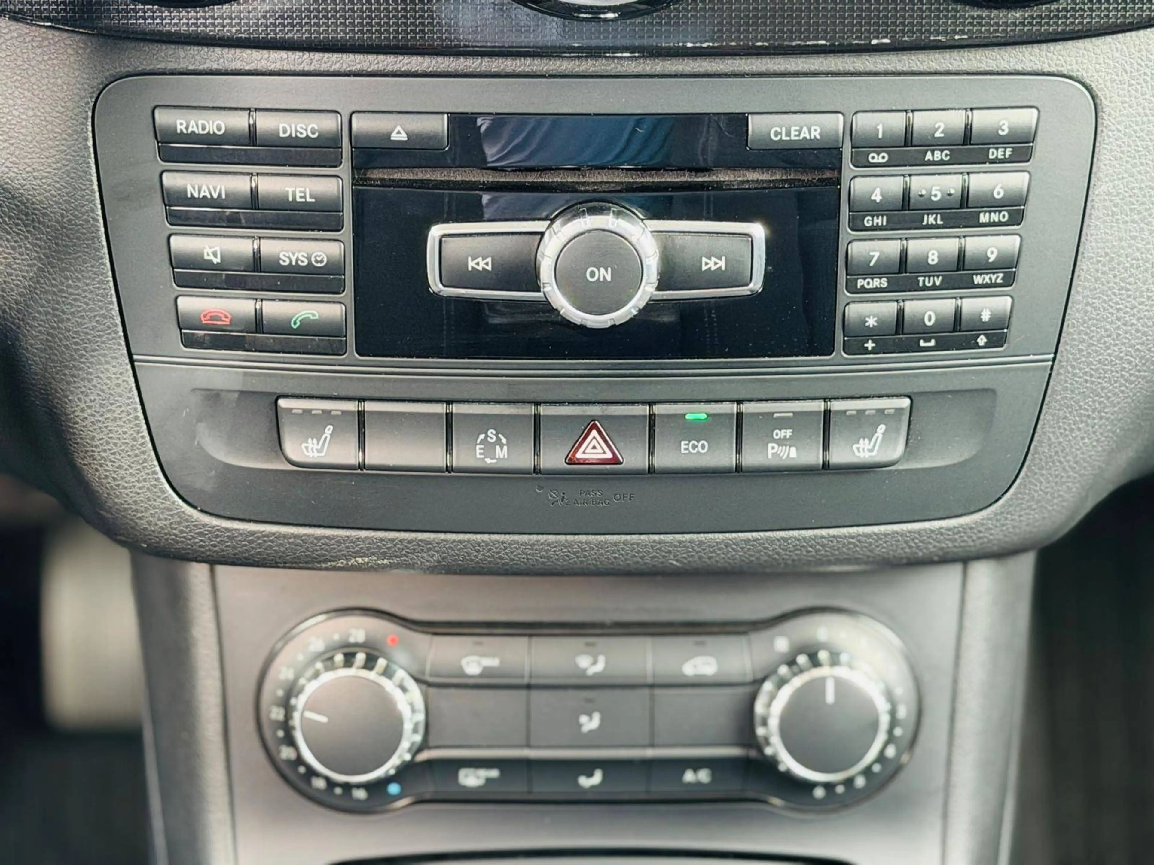 Mercedes-Benz B 200 CDI TÜV & Service Neu Garantie Finanzierung möglich — photo 14