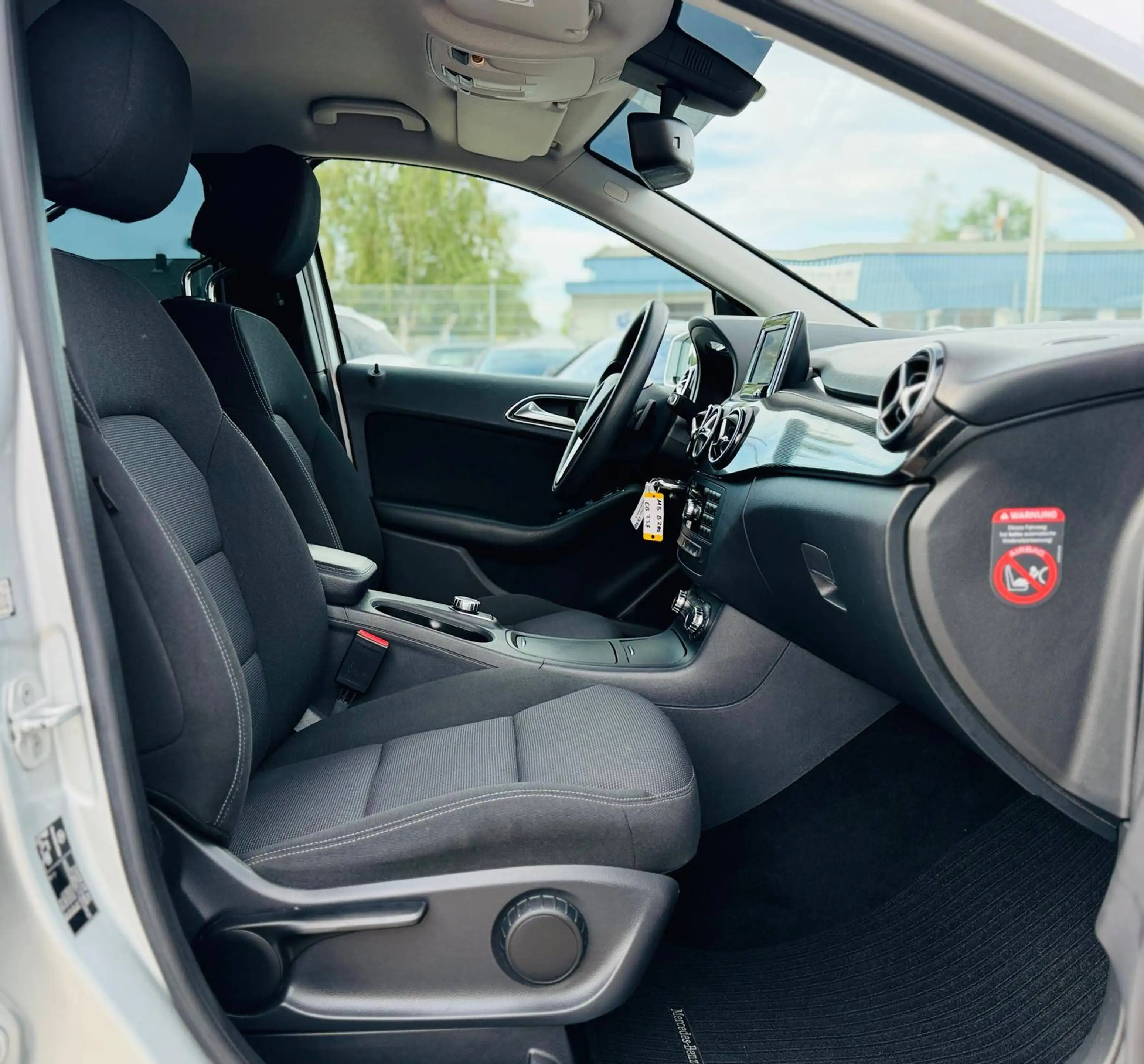 Mercedes-Benz B 200 CDI TÜV & Service Neu Garantie Finanzierung möglich — photo 9