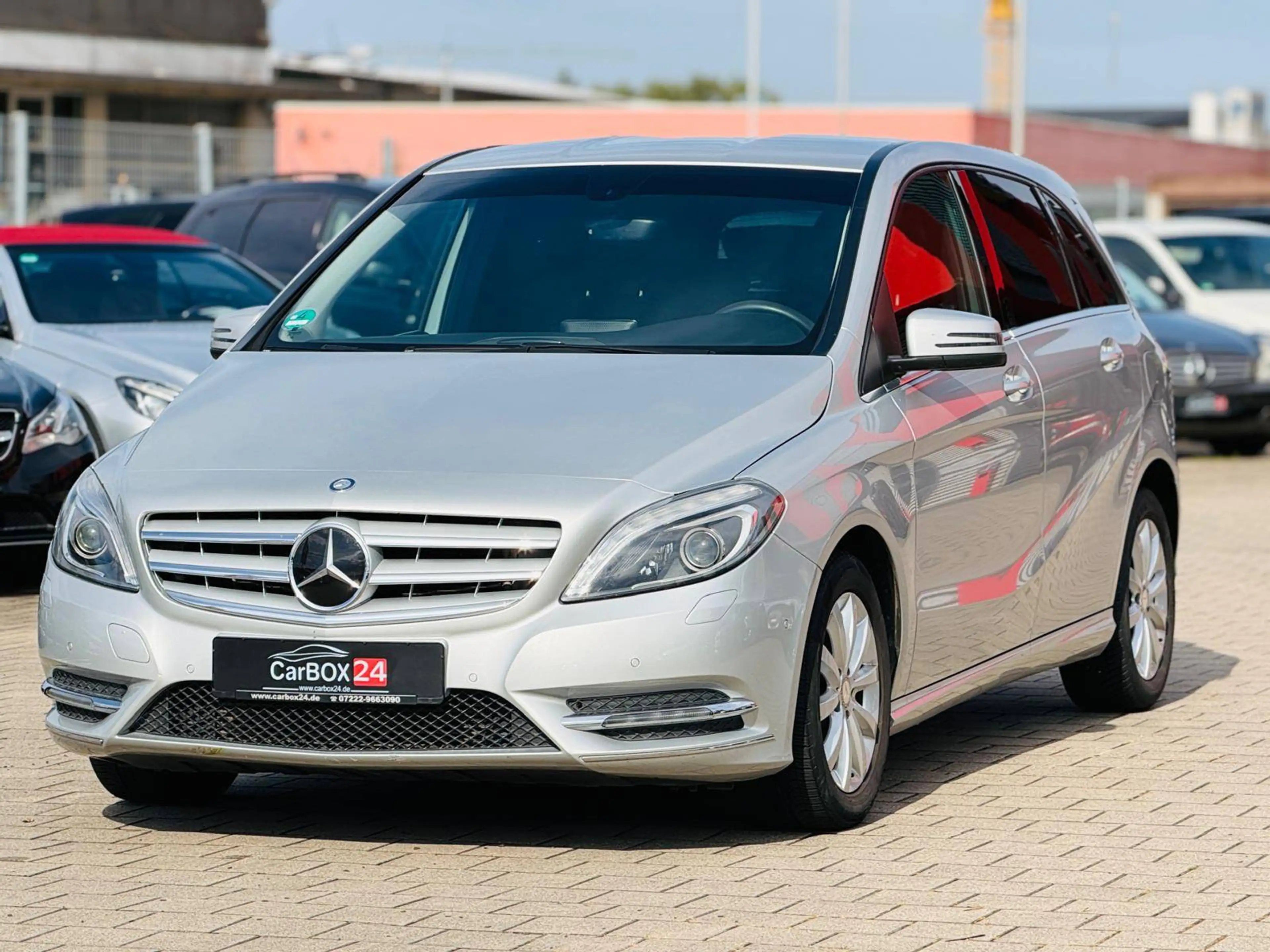 Mercedes-Benz B 200 CDI TÜV & Service Neu Garantie Finanzierung möglich — photo 3