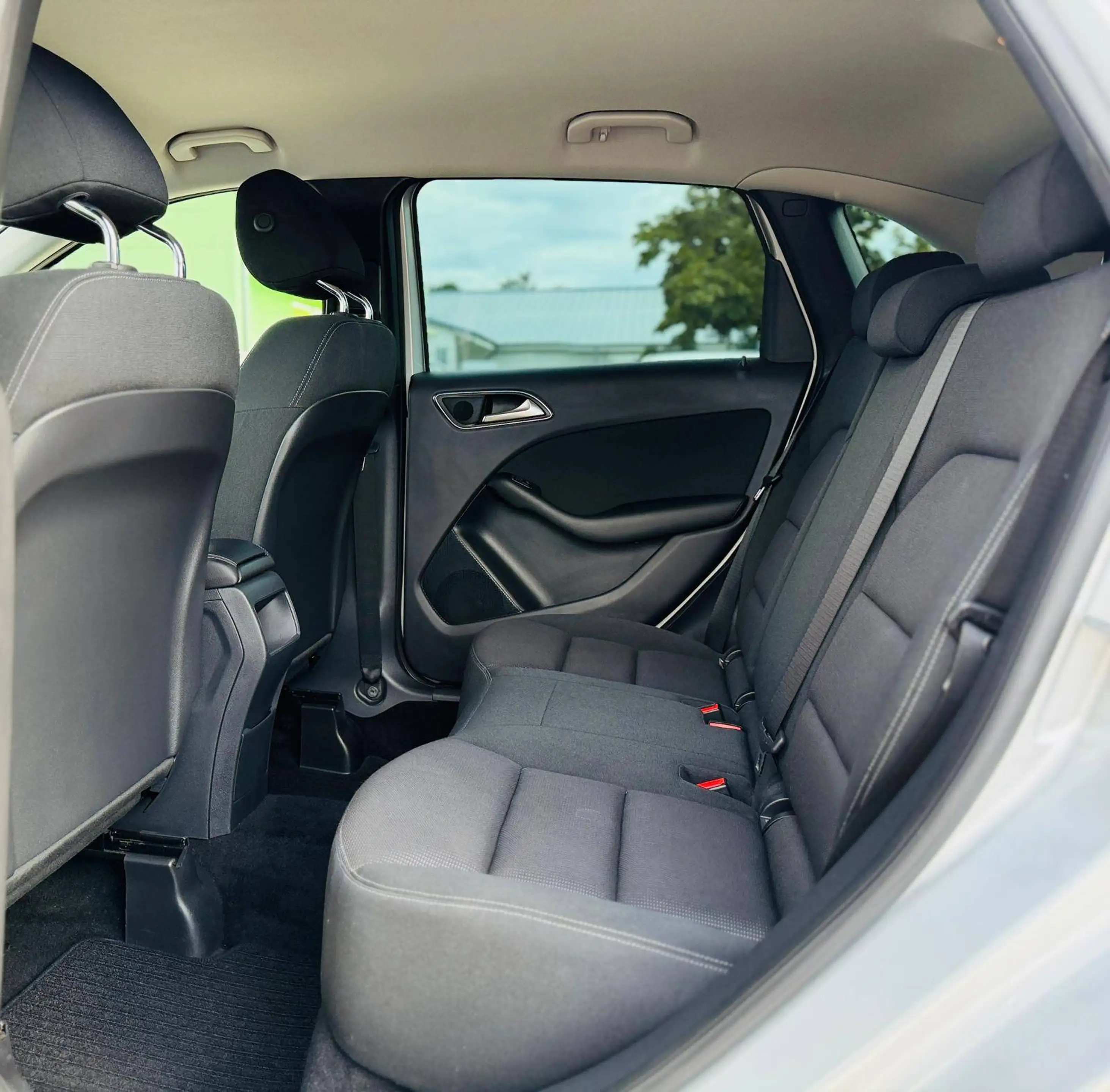 Mercedes-Benz B 200 CDI TÜV & Service Neu Garantie Finanzierung möglich — photo 6
