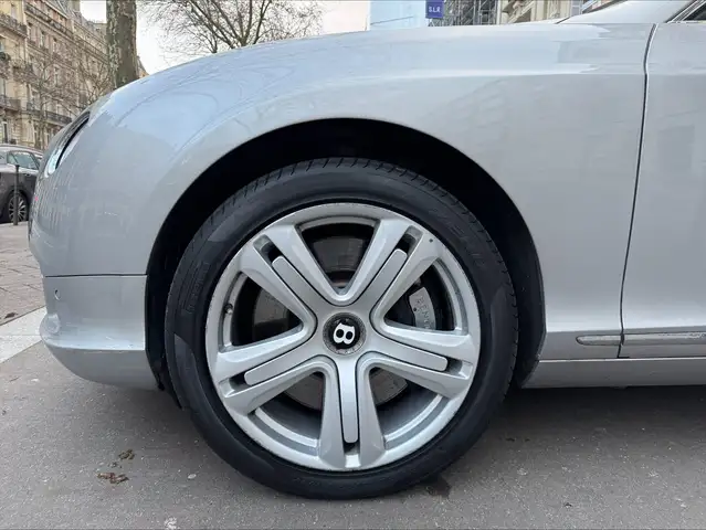 Bentley Continental view 9