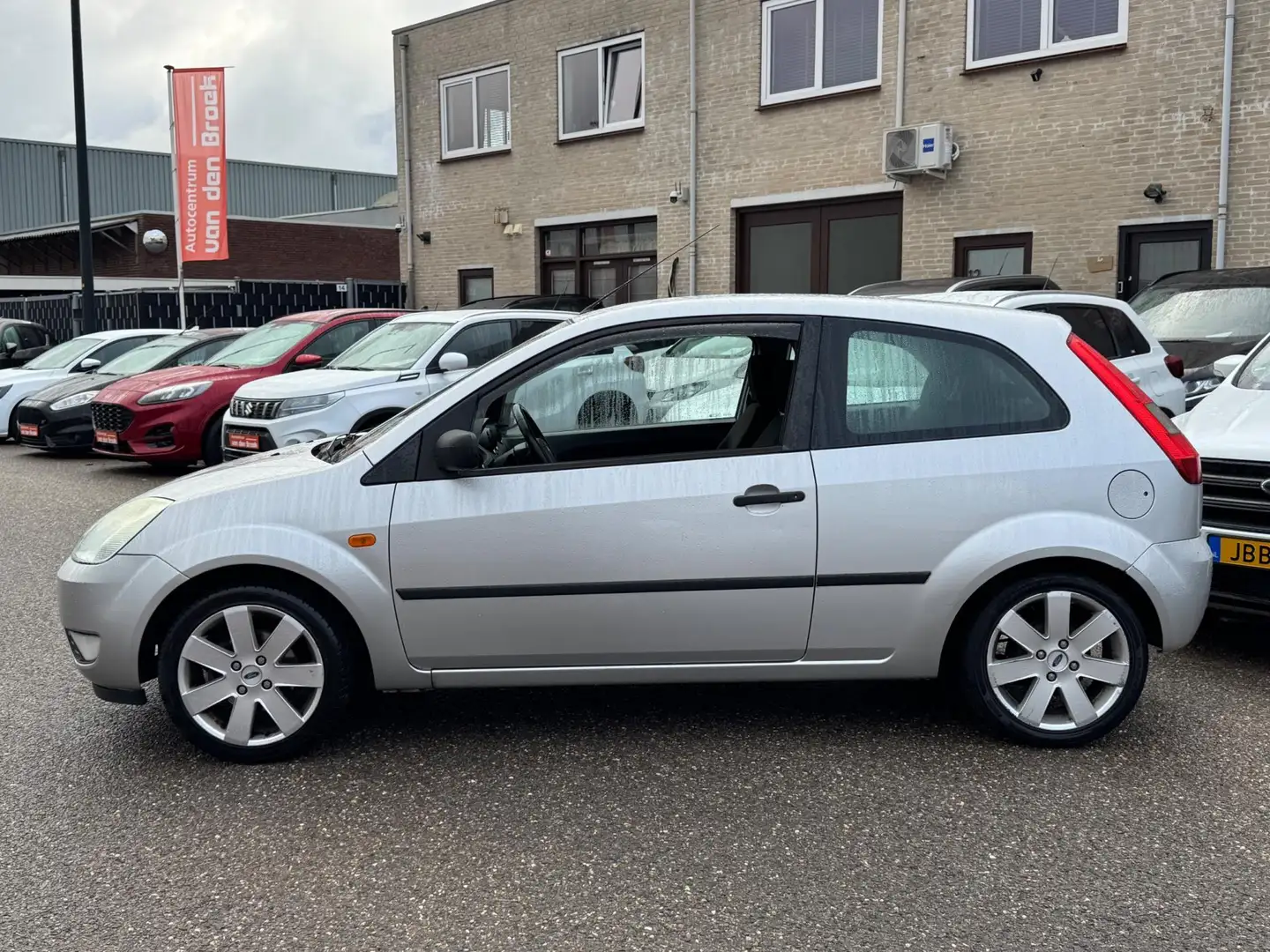 Ford Fiesta 1.3 Futura Airco Apk 29.09.2026 Elec Pakket Lmv Tr Gris - 2
