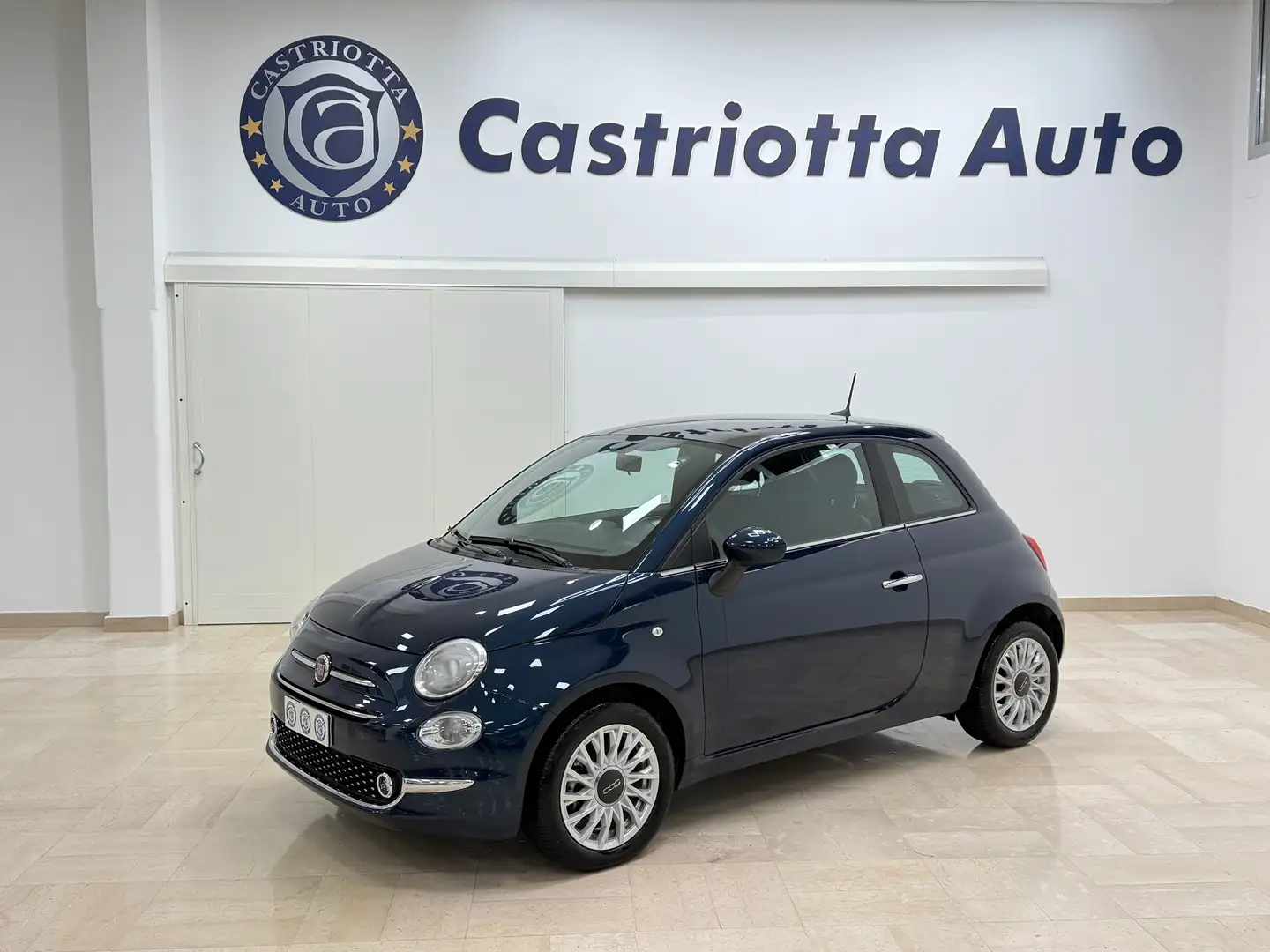 Fiat 500 1.0 hybrid Dolcevita 70cv Blauw - 1
