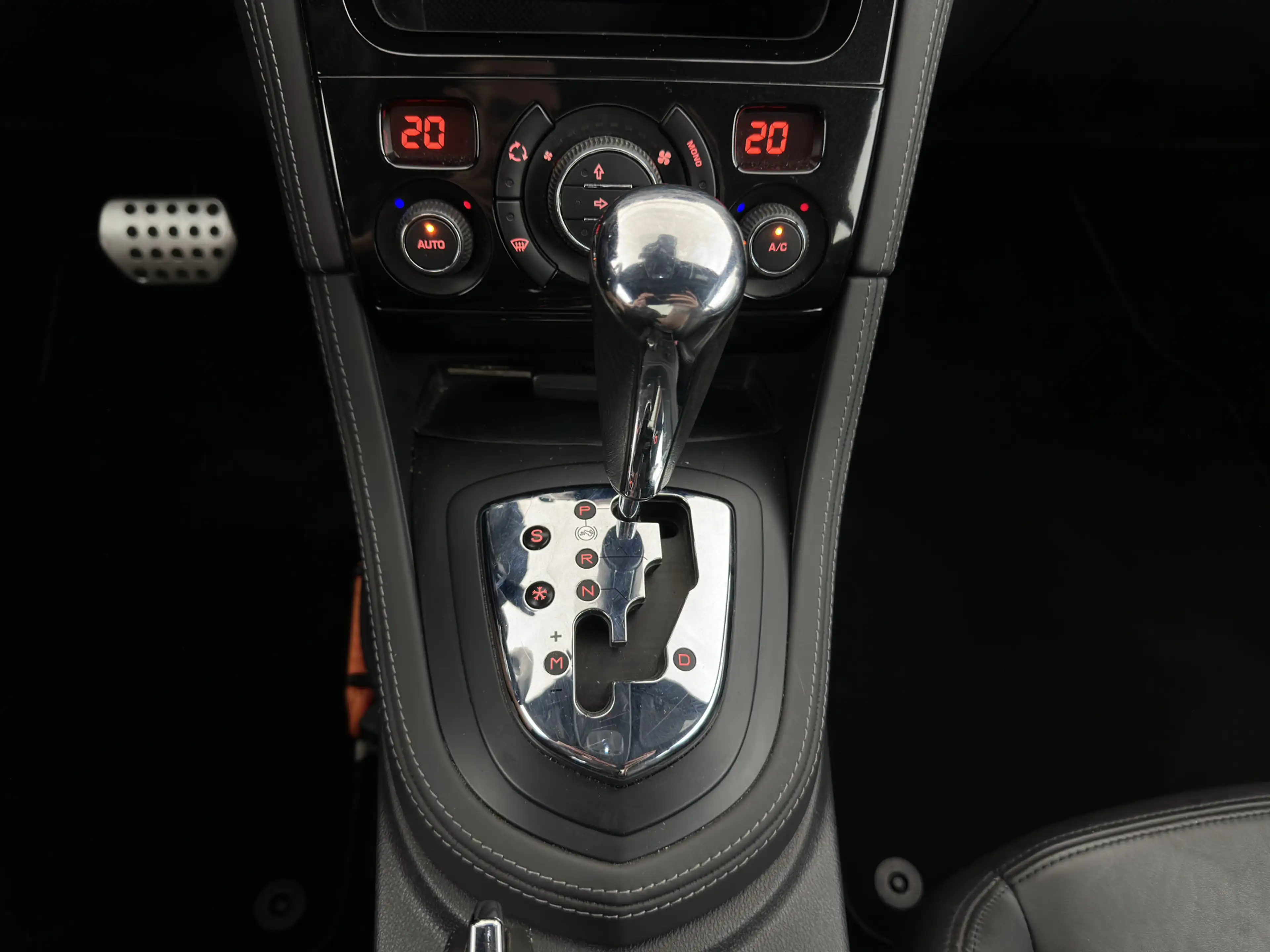 Peugeot RCZ 1.6 THP Aut. *LEATHER | HEATED-SPORTSEATS | MEMORY — photo 13