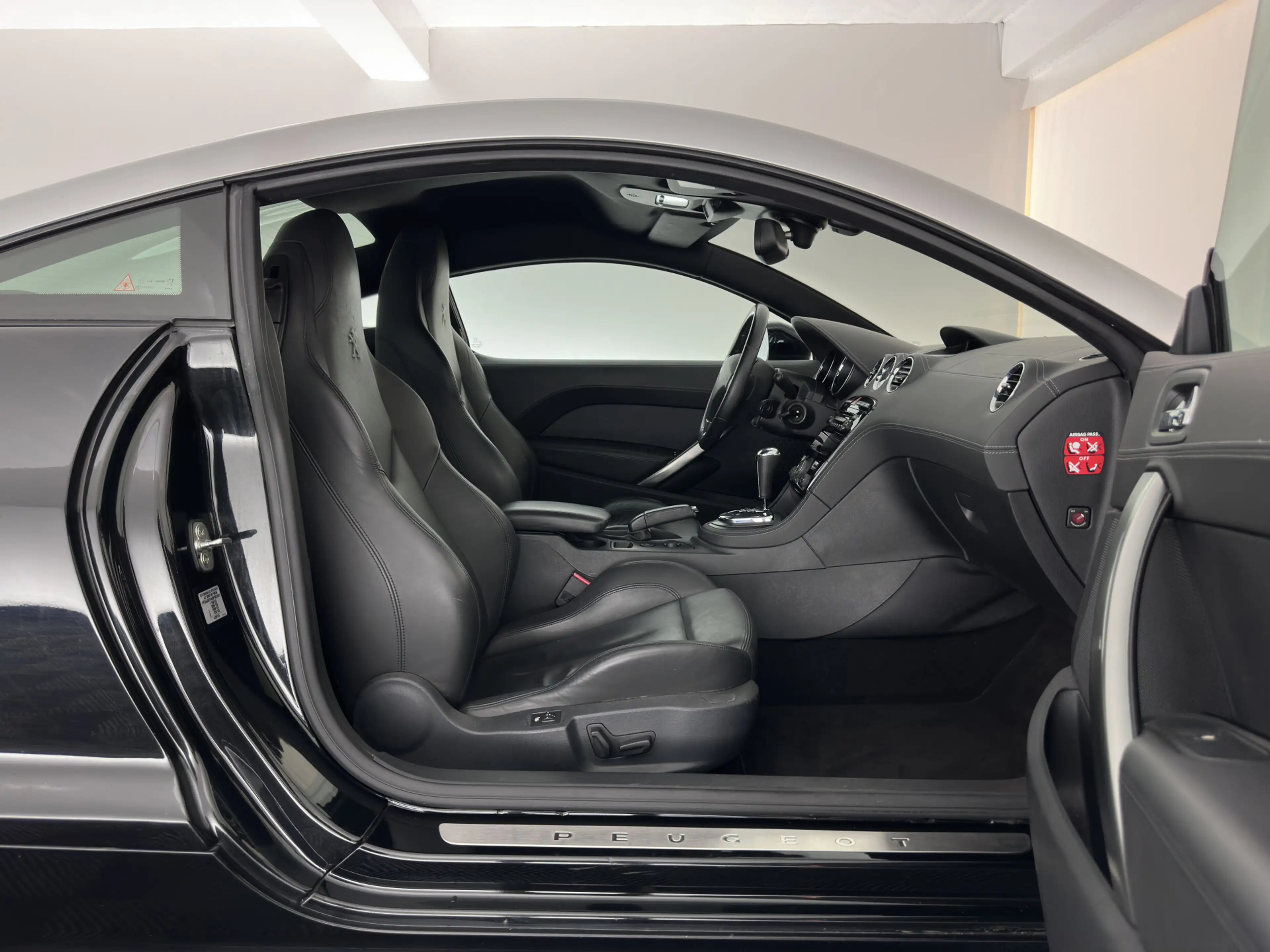 Peugeot RCZ 1.6 THP Aut. *LEATHER | HEATED-SPORTSEATS | MEMORY — photo 11