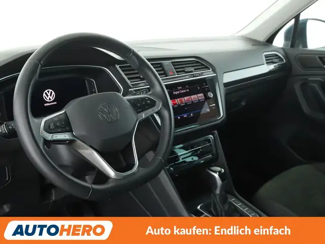 Volkswagen Tiguan view 11