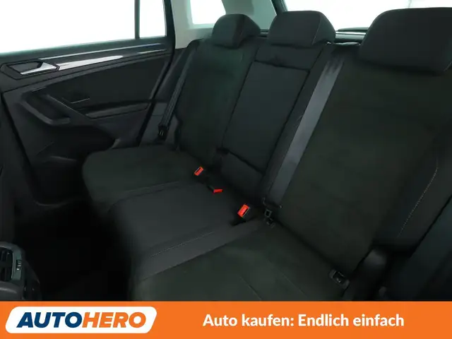 Volkswagen Tiguan view 14