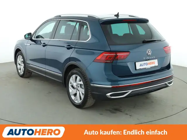Volkswagen Tiguan view 4