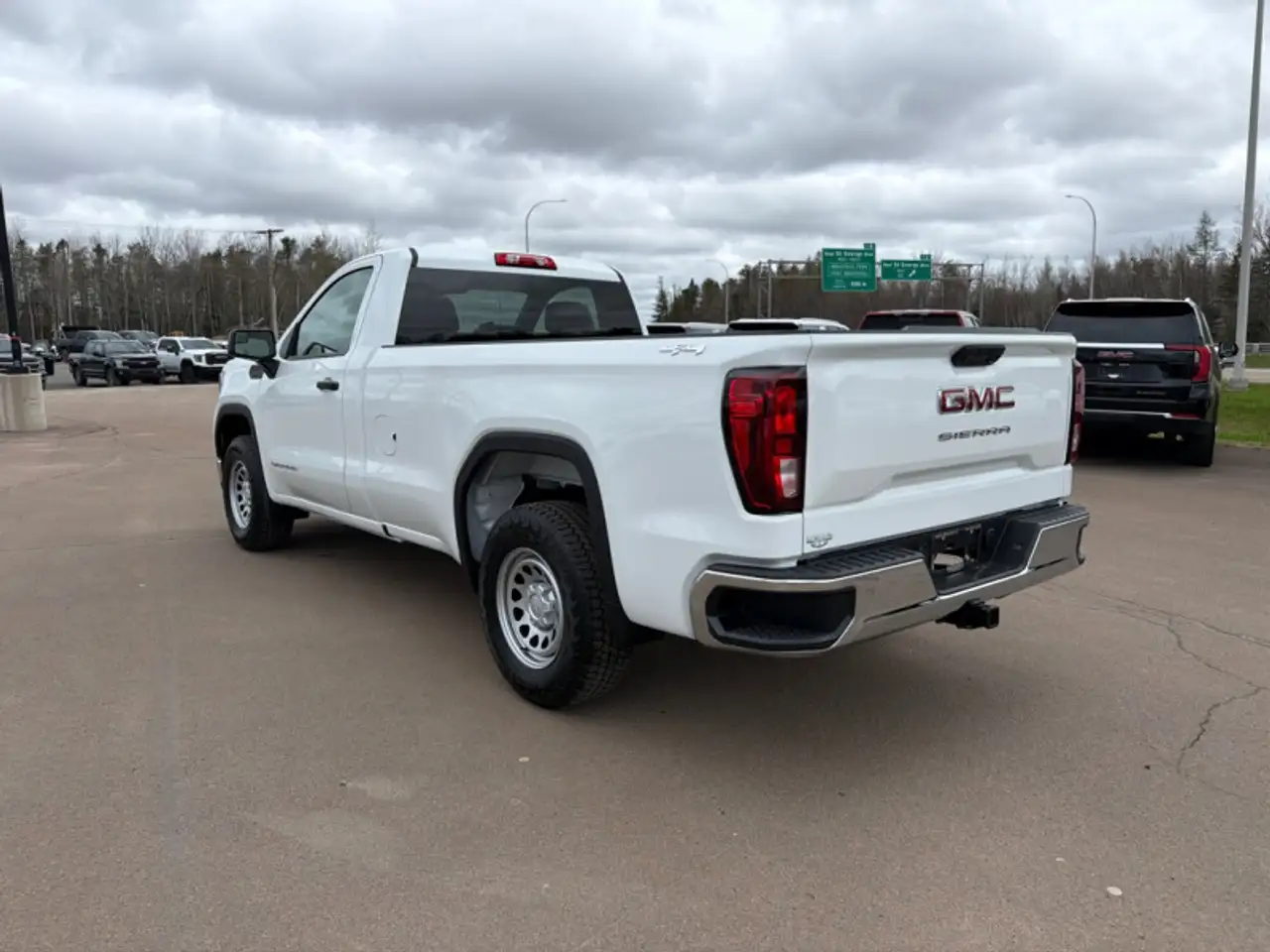 GMC Sierra 1500 снимка GMC Sierra 1500
