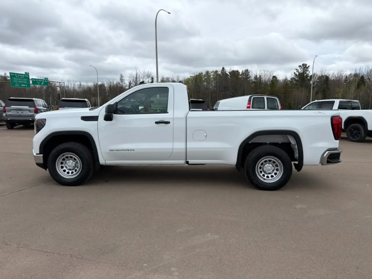 GMC Sierra 1500 снимка GMC Sierra 1500