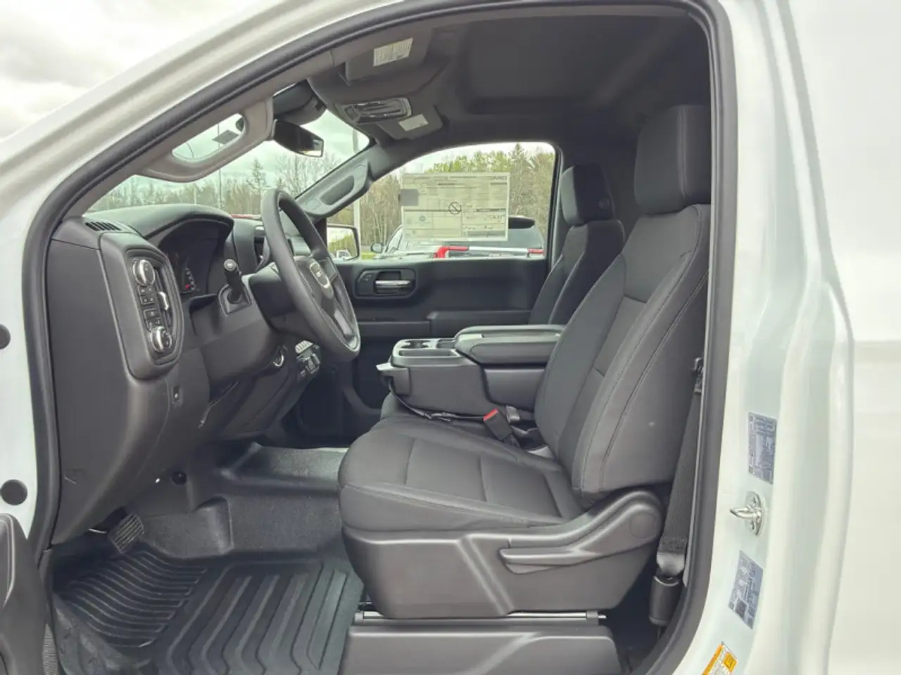 GMC Sierra 1500 снимка GMC Sierra 1500
