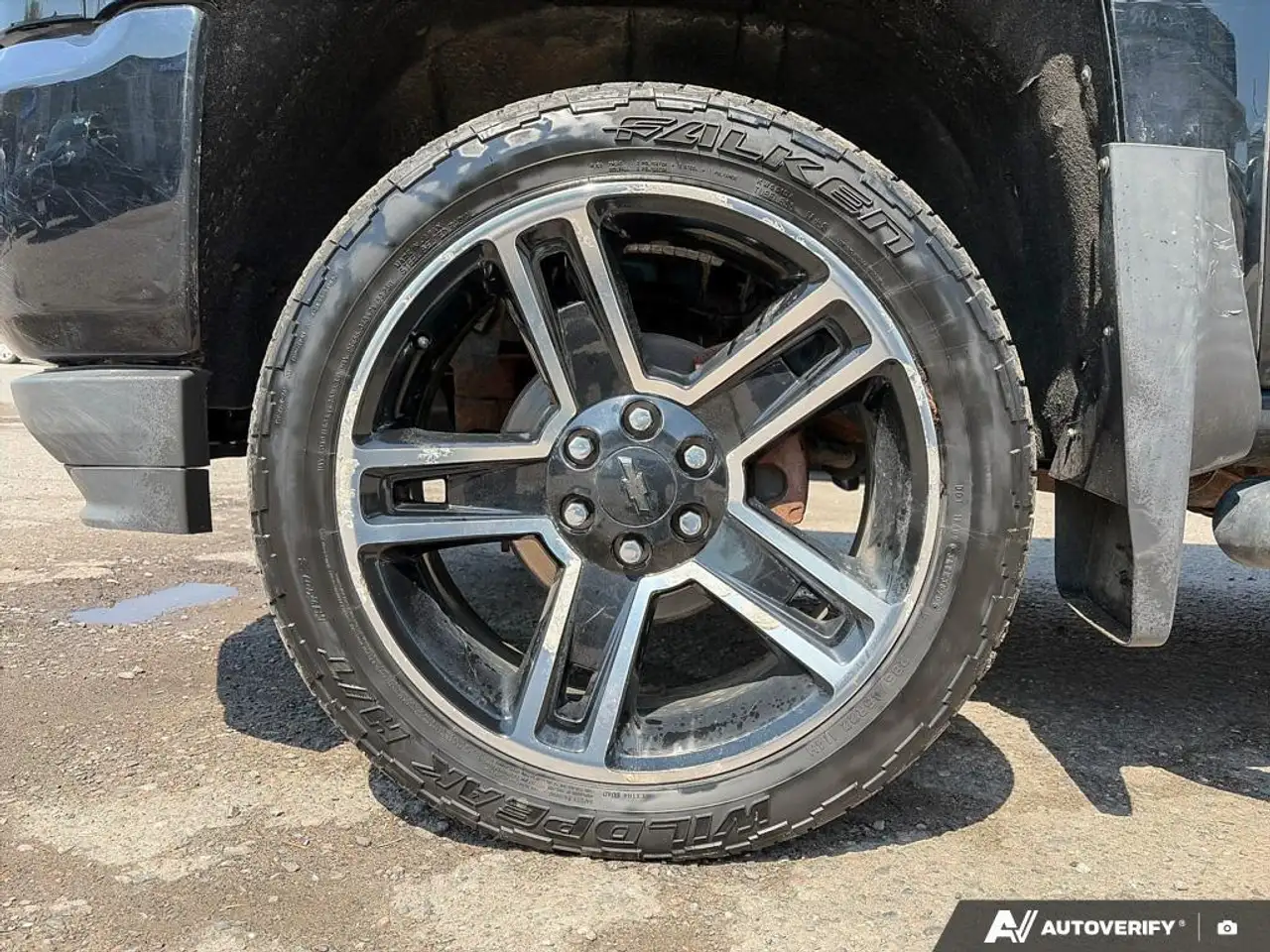 Chevrolet Silverado 1500 снимка Chevrolet Silverado 1500