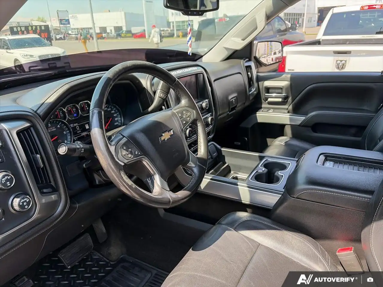Chevrolet Silverado 1500 снимка Chevrolet Silverado 1500