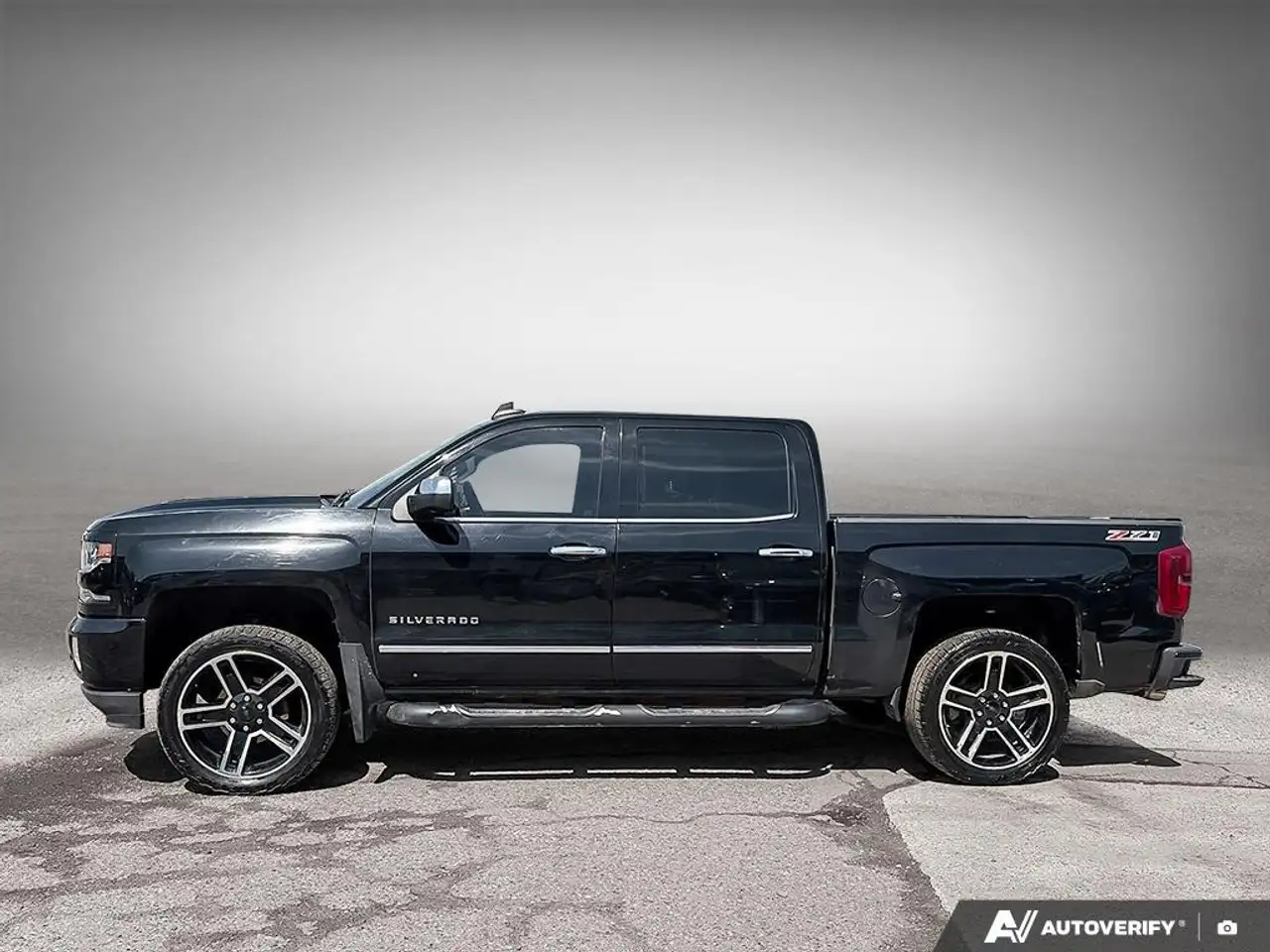 Chevrolet Silverado 1500 снимка Chevrolet Silverado 1500
