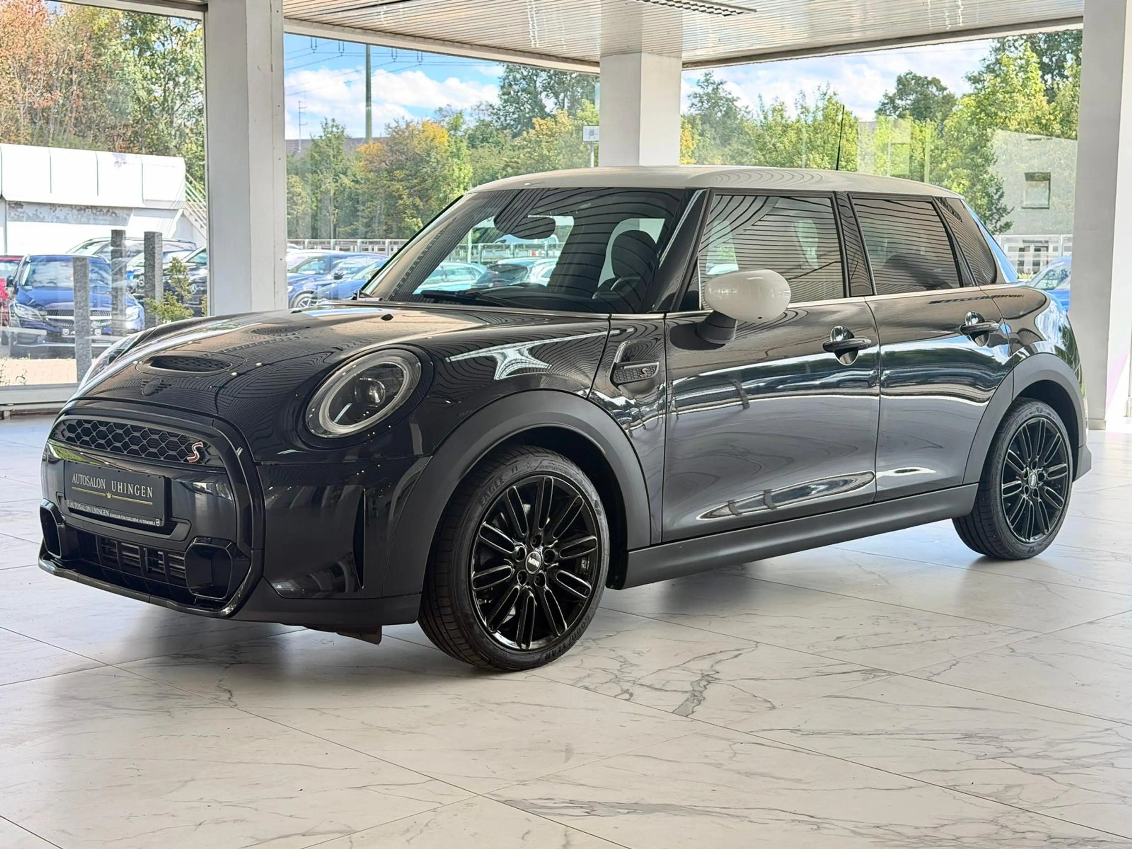 MINI Cooper S DKG*DIGITALTACHO*NAVI*DRIVING-ASS*5-TÜR