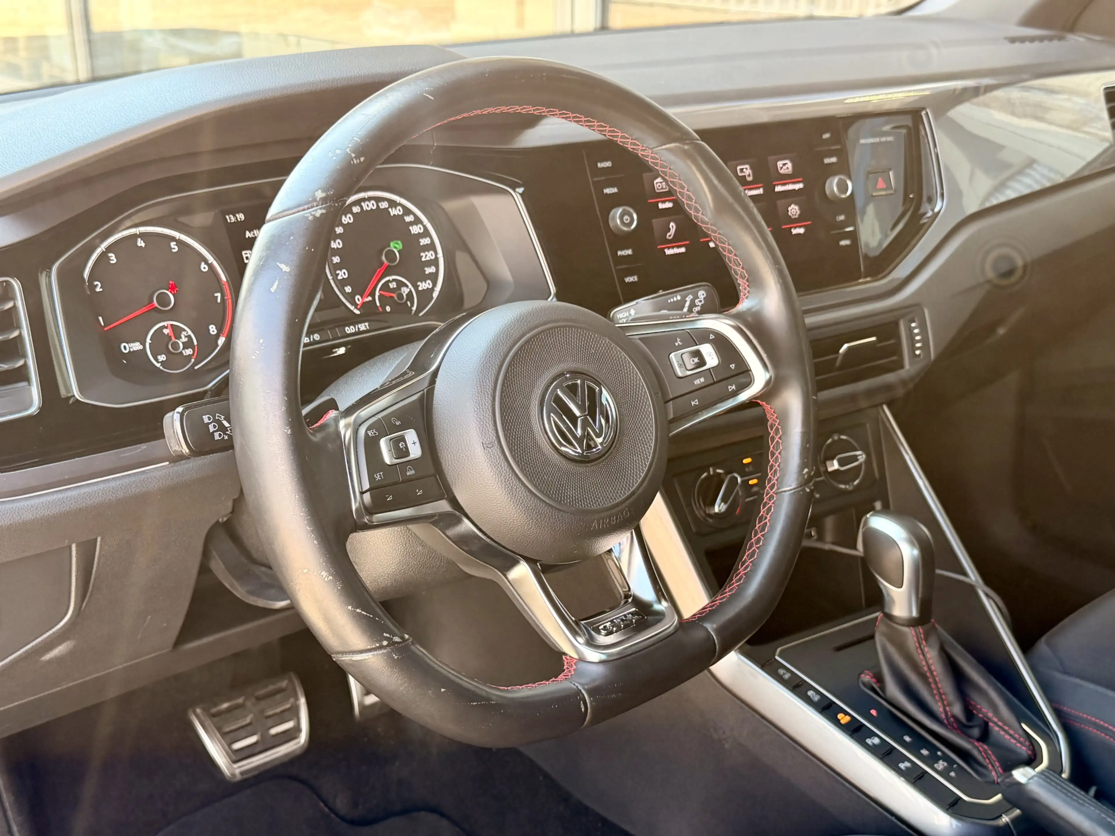 Volkswagen Polo GTI 2.0 TSI Schuifdak | Carplay | Keyless — photo 8