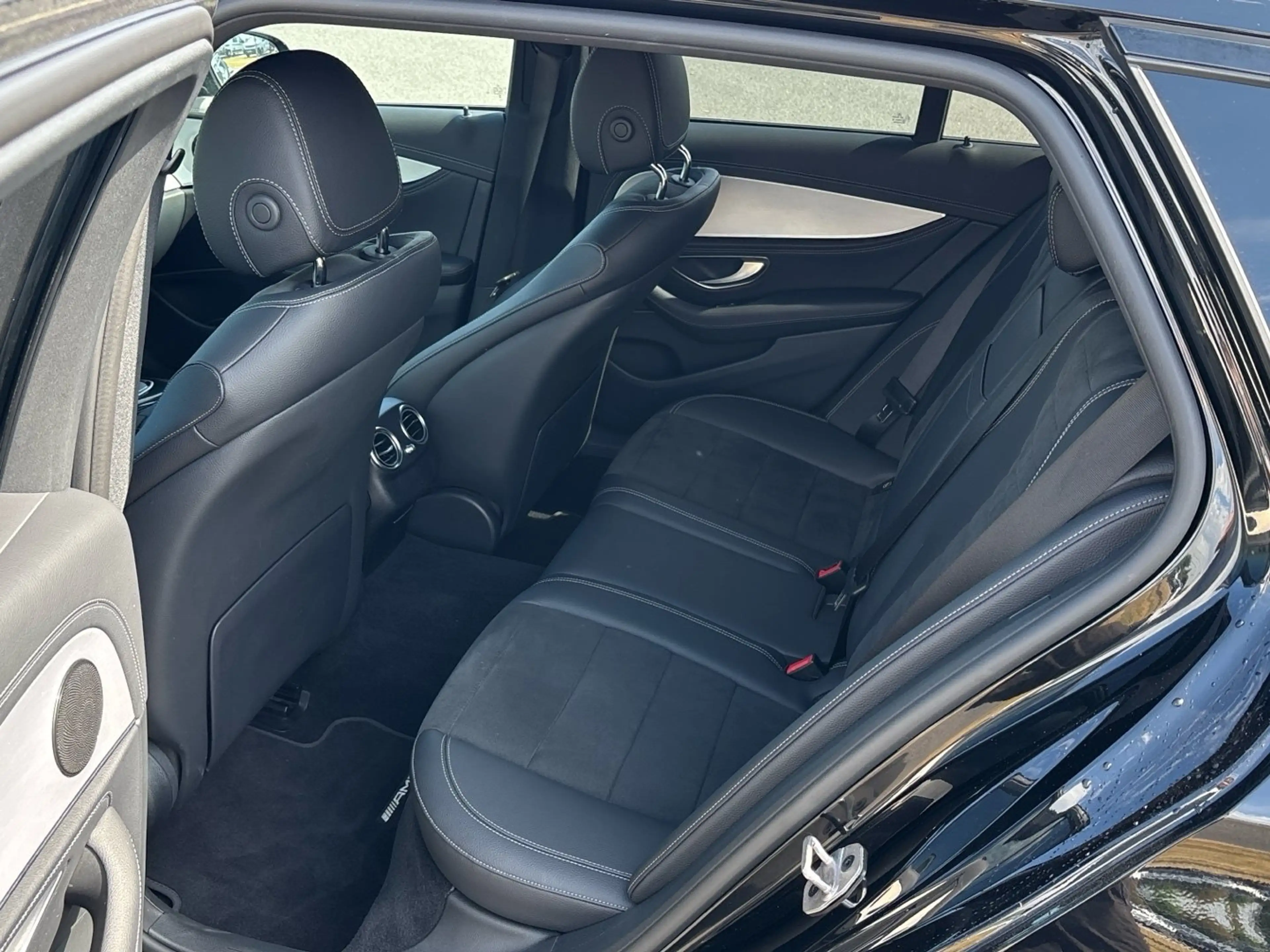 Mercedes-Benz E 300 T de 4M AMG Night Distronic Kamera AHK — photo 15
