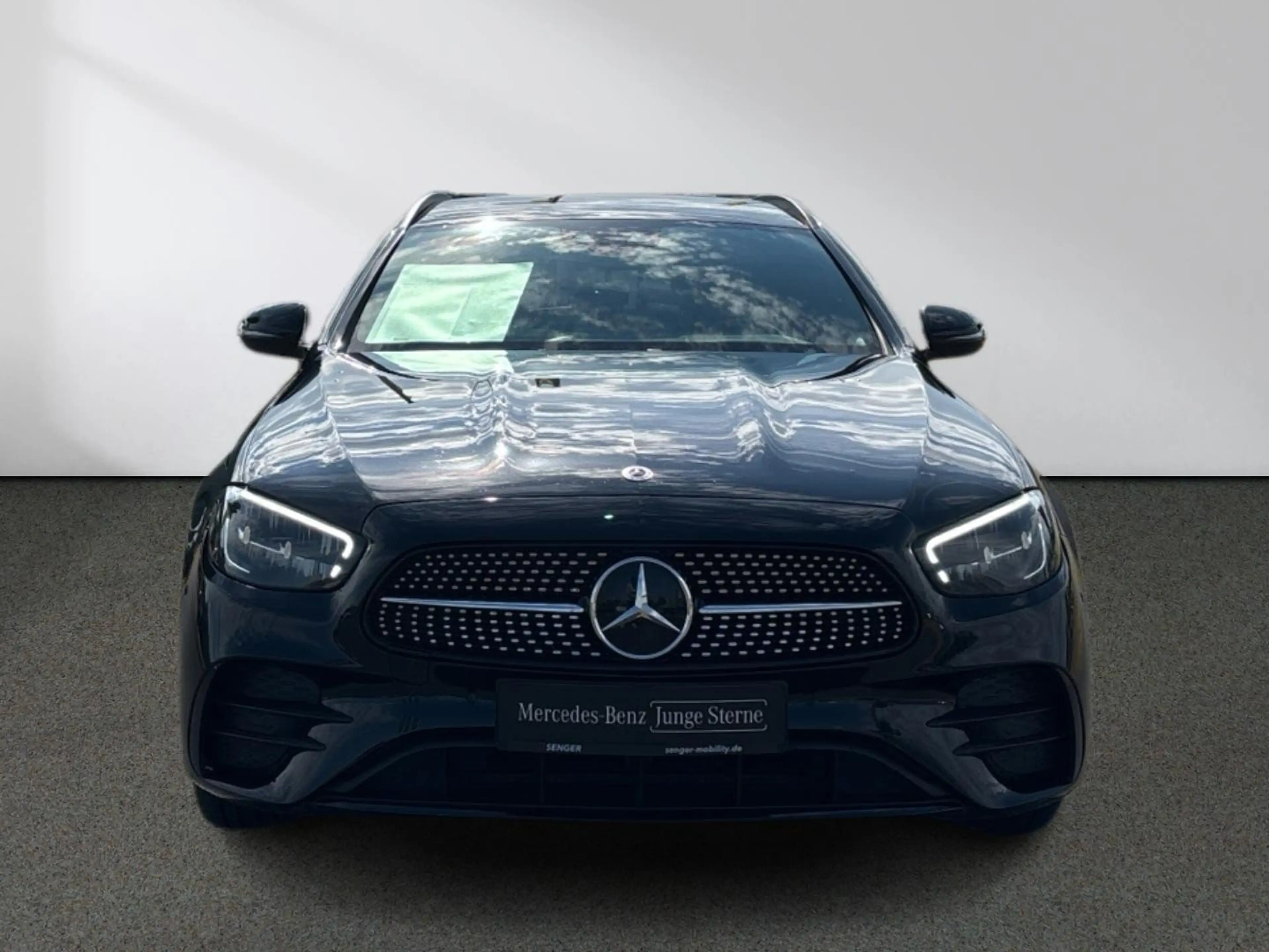 Mercedes-Benz E 300 T de 4M AMG Night Distronic Kamera AHK — photo 5