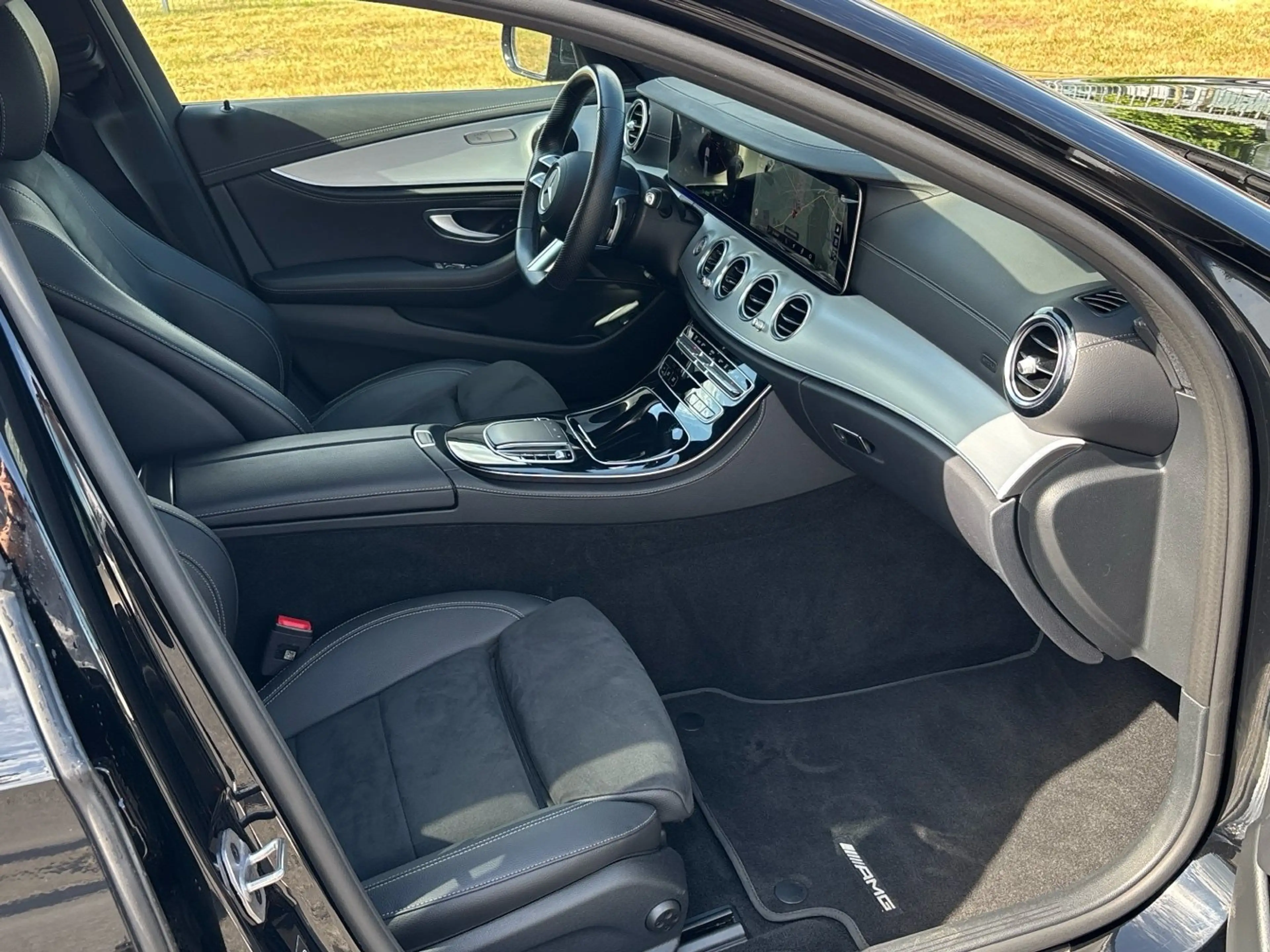 Mercedes-Benz E 300 T de 4M AMG Night Distronic Kamera AHK — photo 14