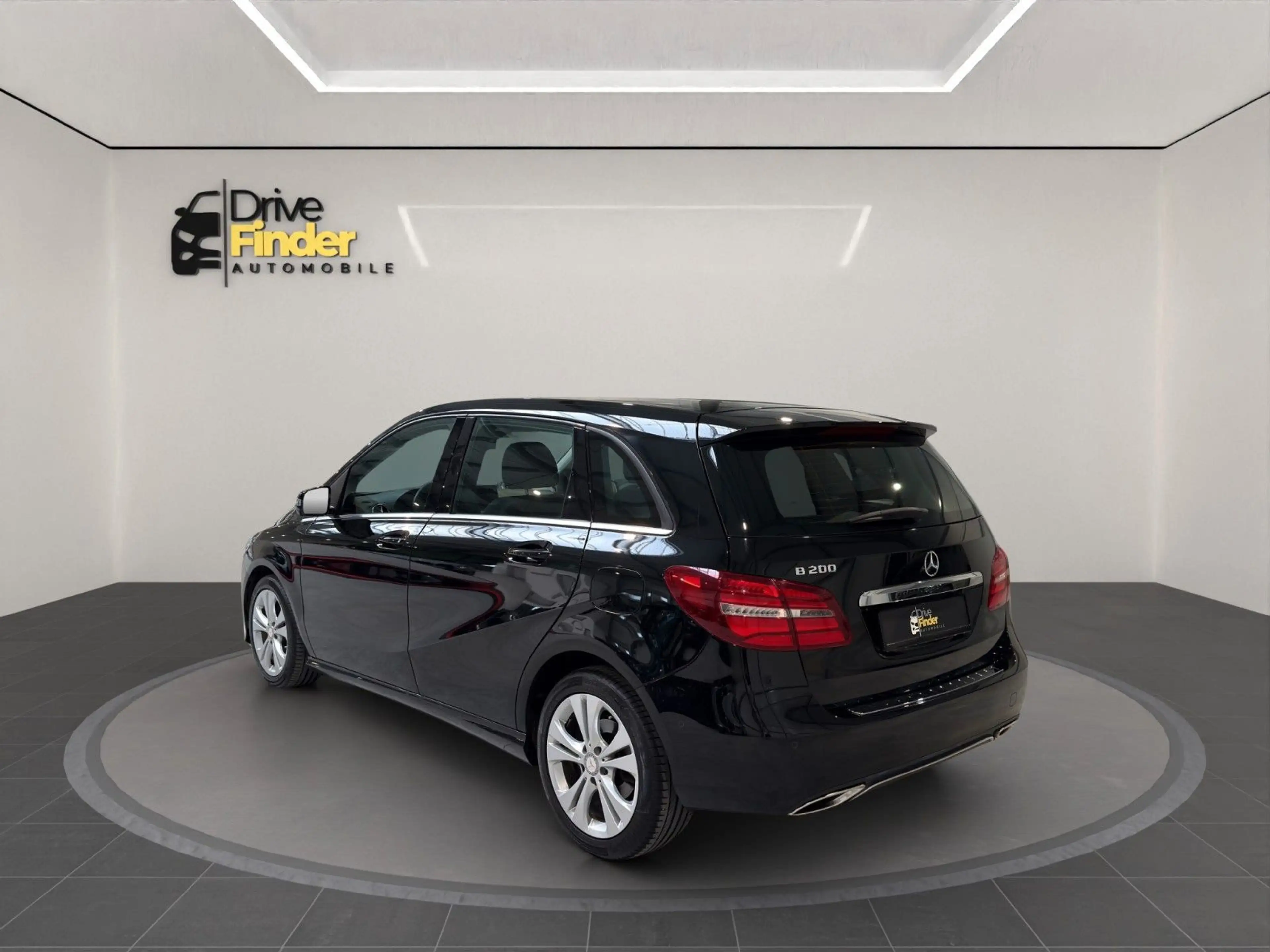 Mercedes-Benz B 200 Score|8fach|Finanz.|wenigKM|Top Zustand — photo 5