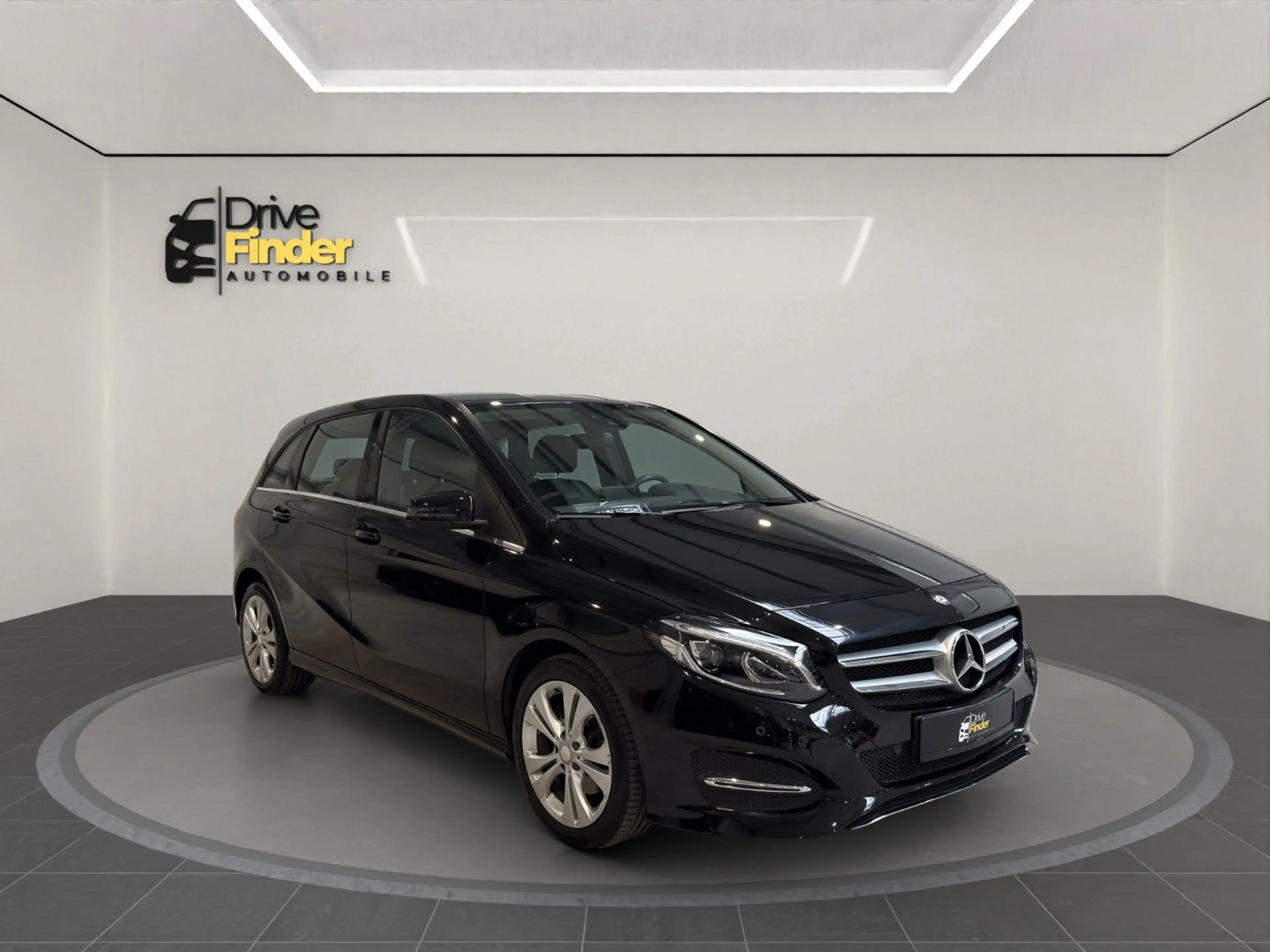 Mercedes-Benz B 200 Score|8fach|Finanz.|wenigKM|Top Zustand — photo 11
