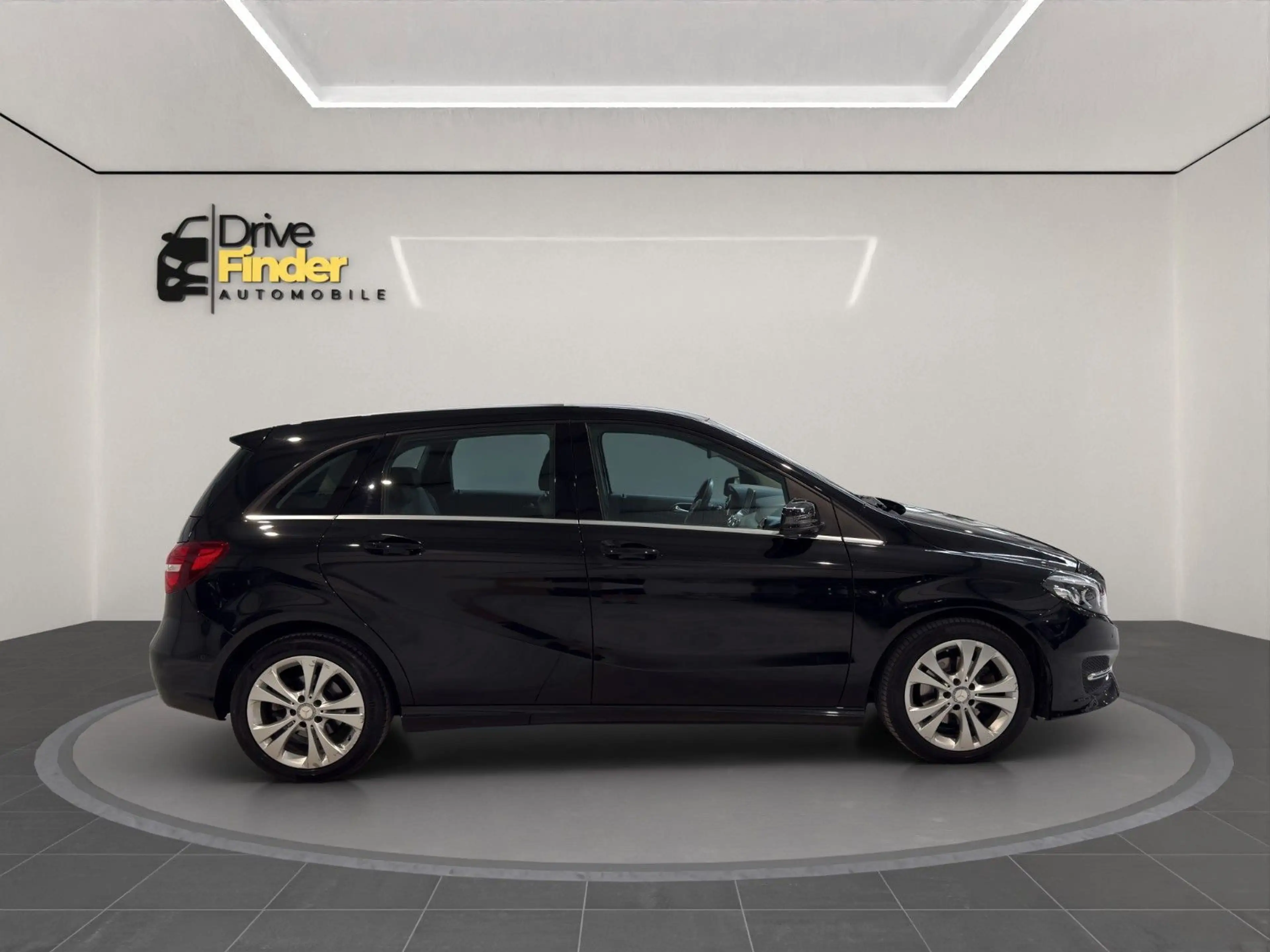 Mercedes-Benz B 200 Score|8fach|Finanz.|wenigKM|Top Zustand — photo 10