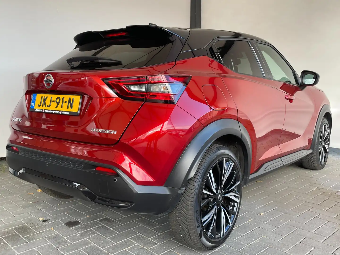 Nissan Juke 1.0 DIG-T N-Design|Stoelverwarming|Voorruitverwarm Rouge - 2