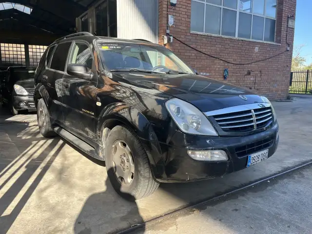 SsangYong Rexton 270 Full