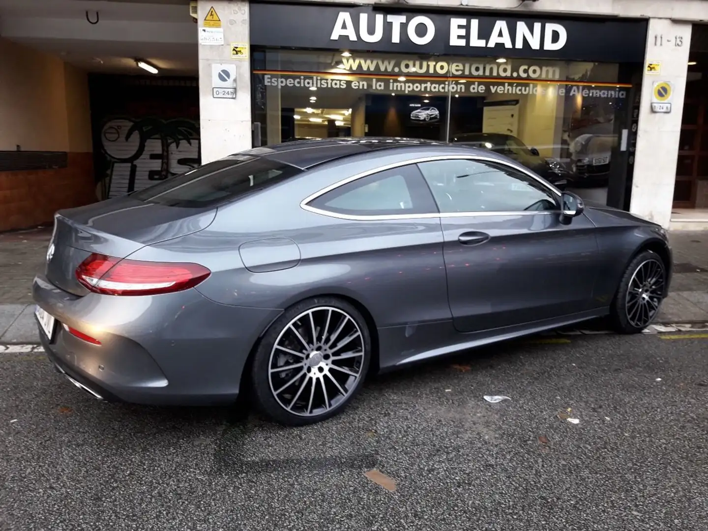 Mercedes-Benz C 300 Coupé 7G Plus Gris - 1