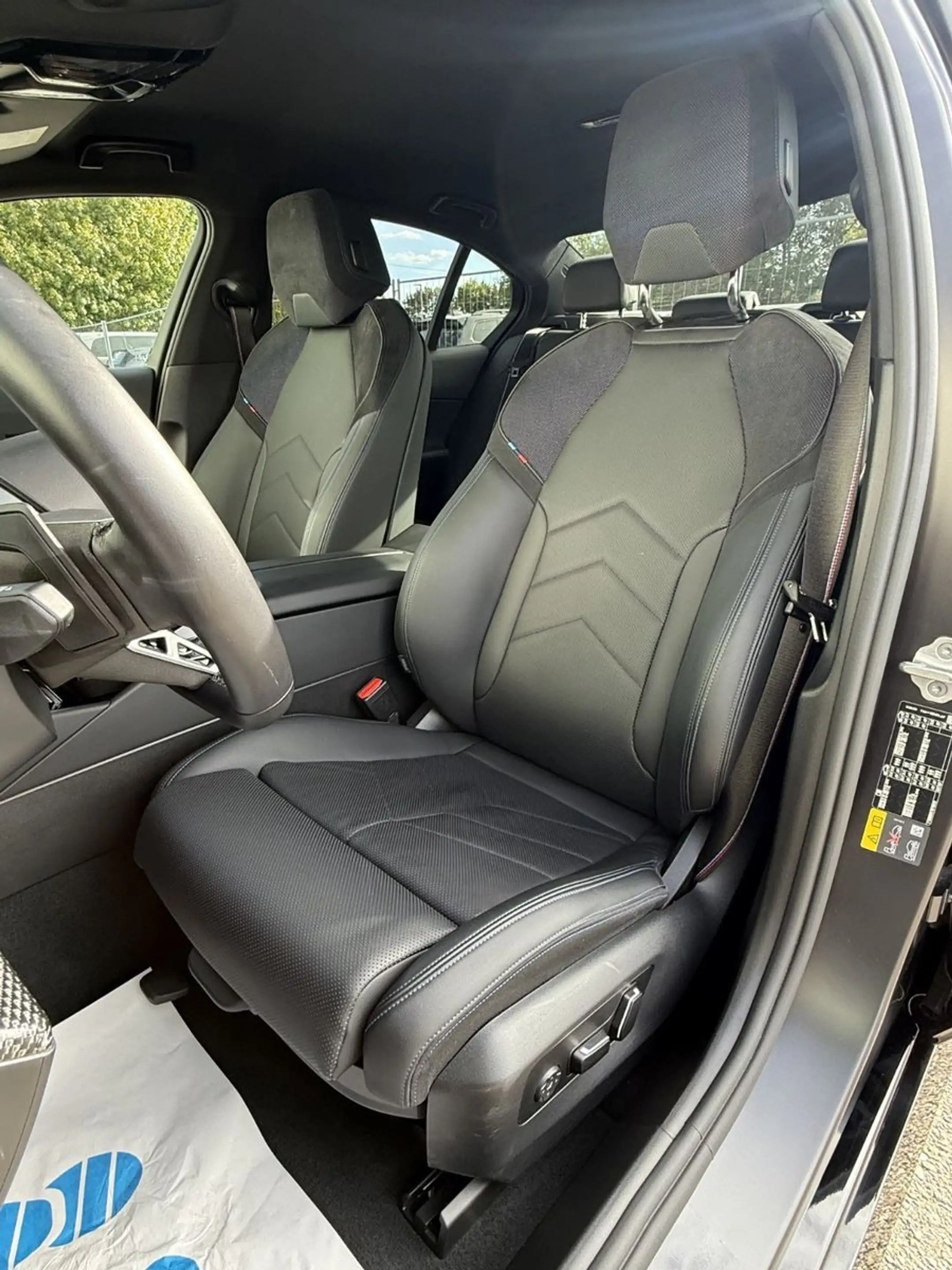 BMW 550 e xDrive *M-SPORT PAKET PRO*BMW GARANTIE* — photo 12