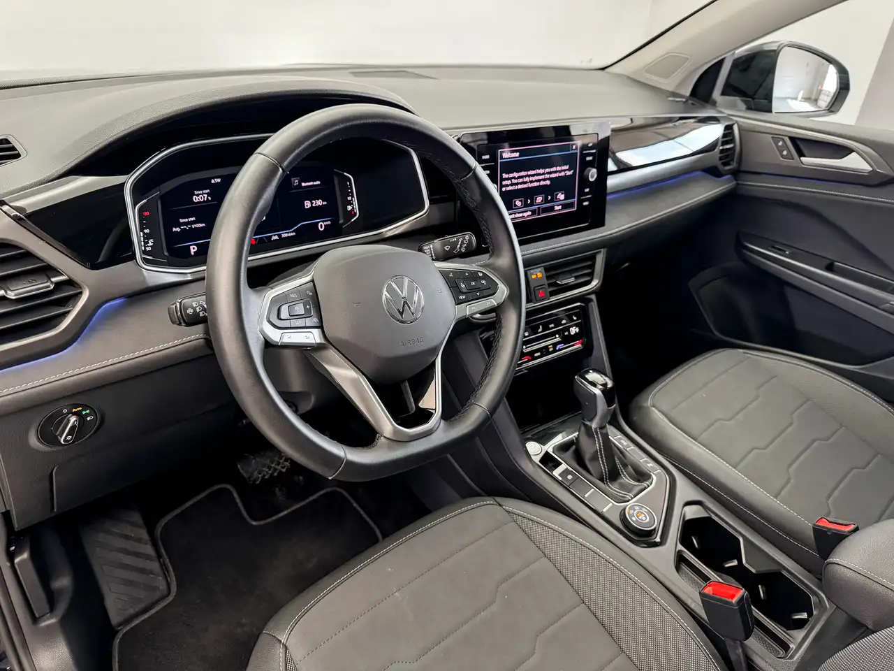 Volkswagen Taos photo Volkswagen Taos