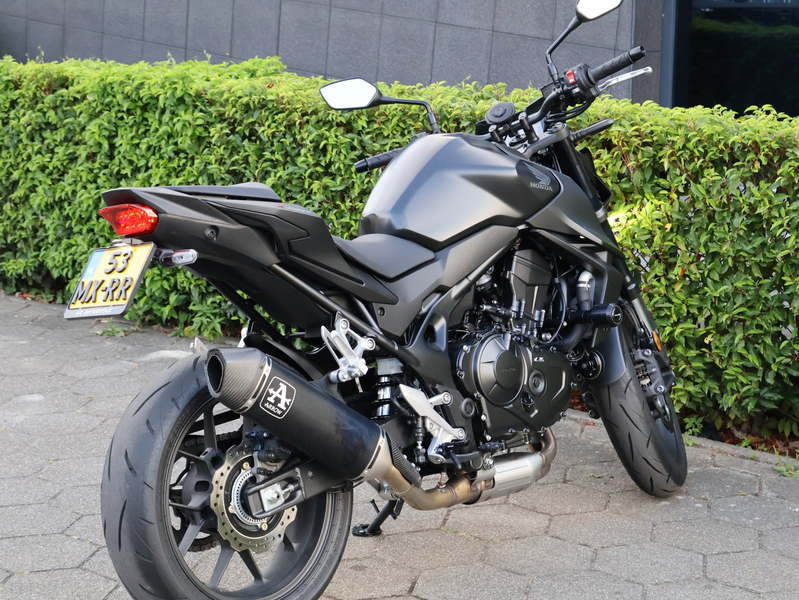 Honda CB 750 Tour Hornet |Quickshifter|Alarm|QuadLock|Arrow| — photo 2