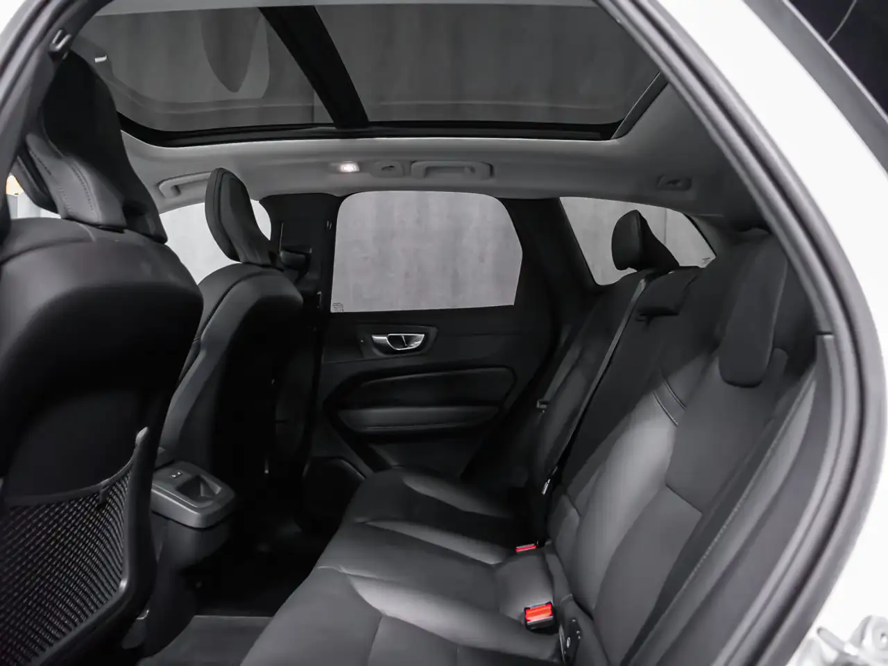 Volvo XC60 снимка Volvo XC60