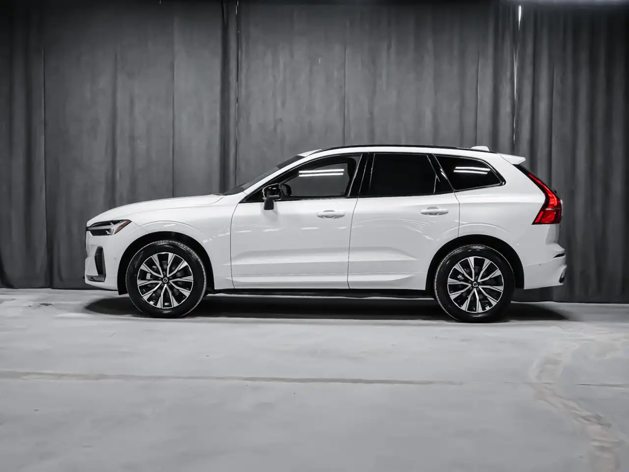 Volvo XC60 снимка Volvo XC60