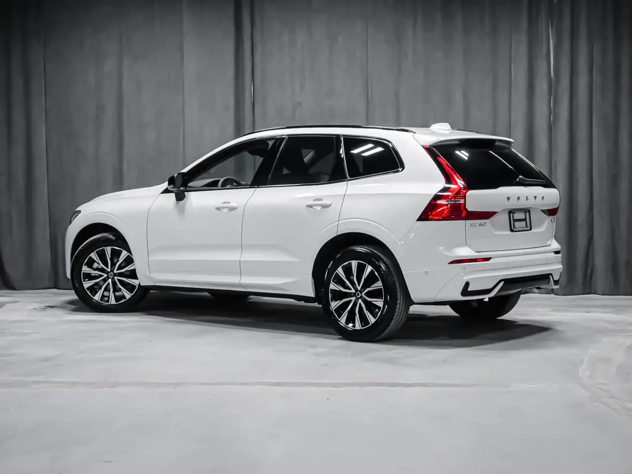 Volvo XC60 снимка Volvo XC60