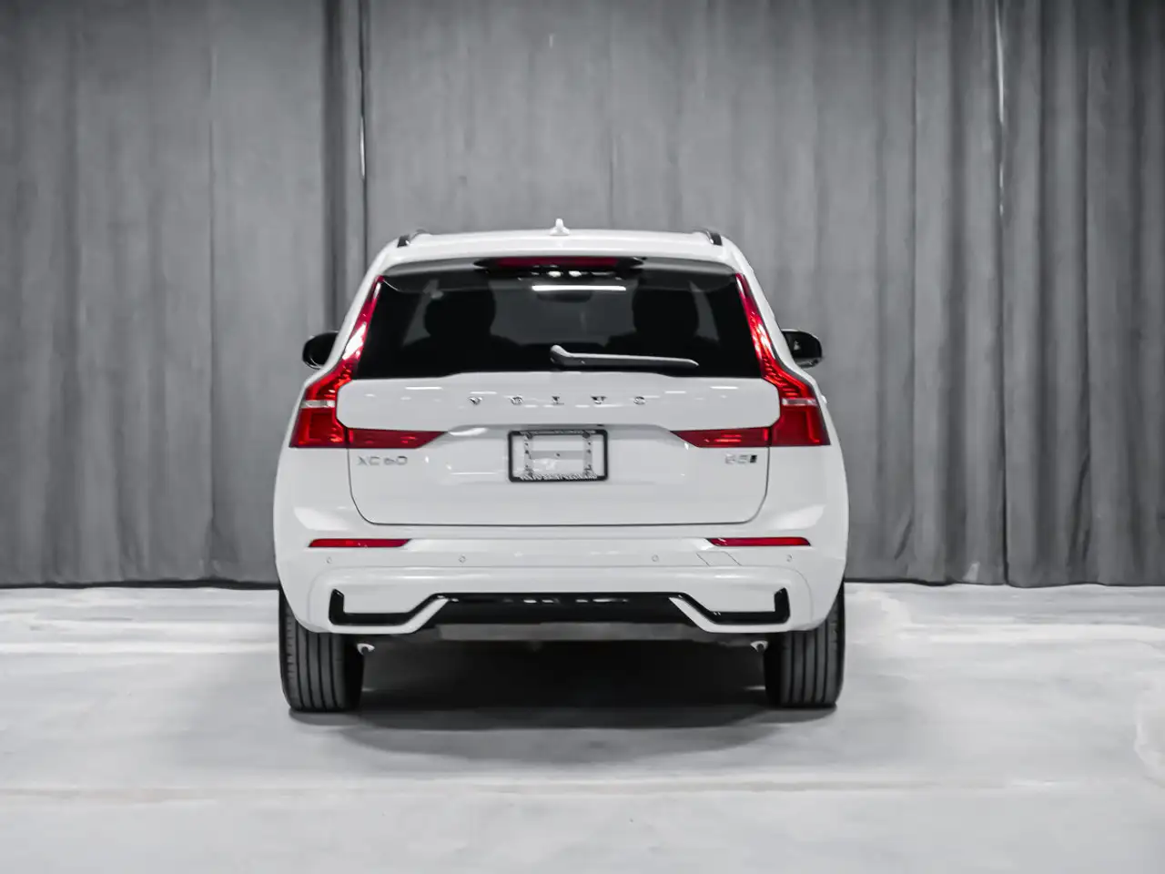Volvo XC60 снимка Volvo XC60