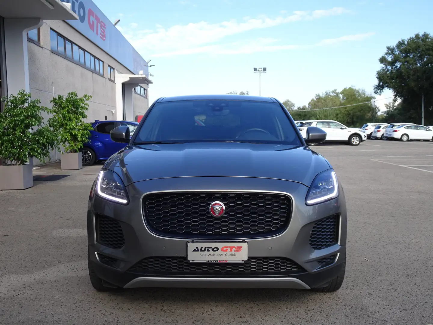 Jaguar E-Pace E-Pace 2.0d R-Dynamic S awd 150cv Unipro Grigio - 2