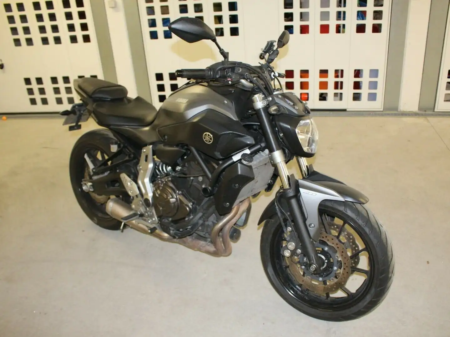 Yamaha MT-07 Szürke - 2