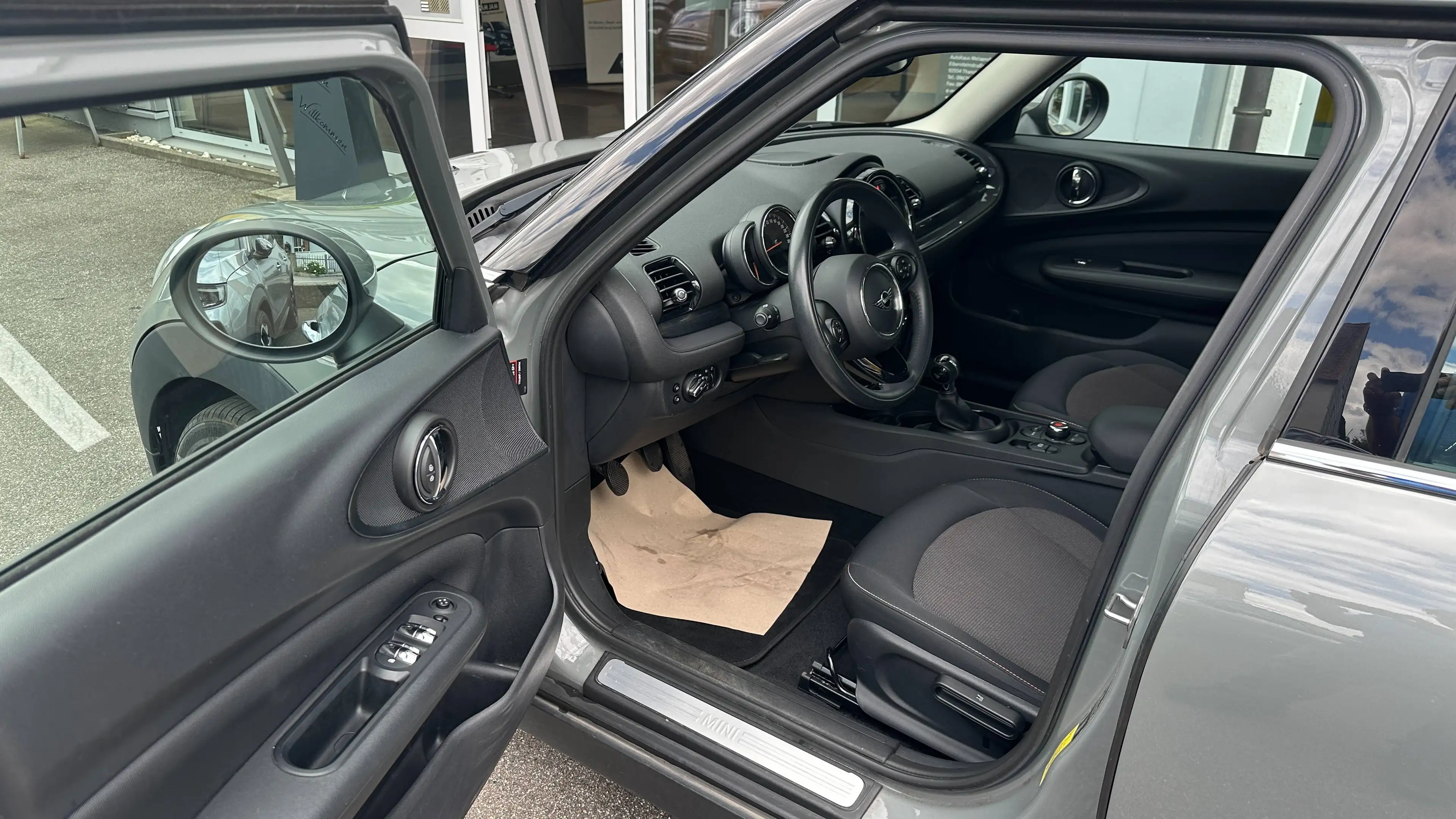 MINI One Clubman One Klimaautomatik,  Aluräder 17"  Sitzheizung  Parkpilot — photo 15