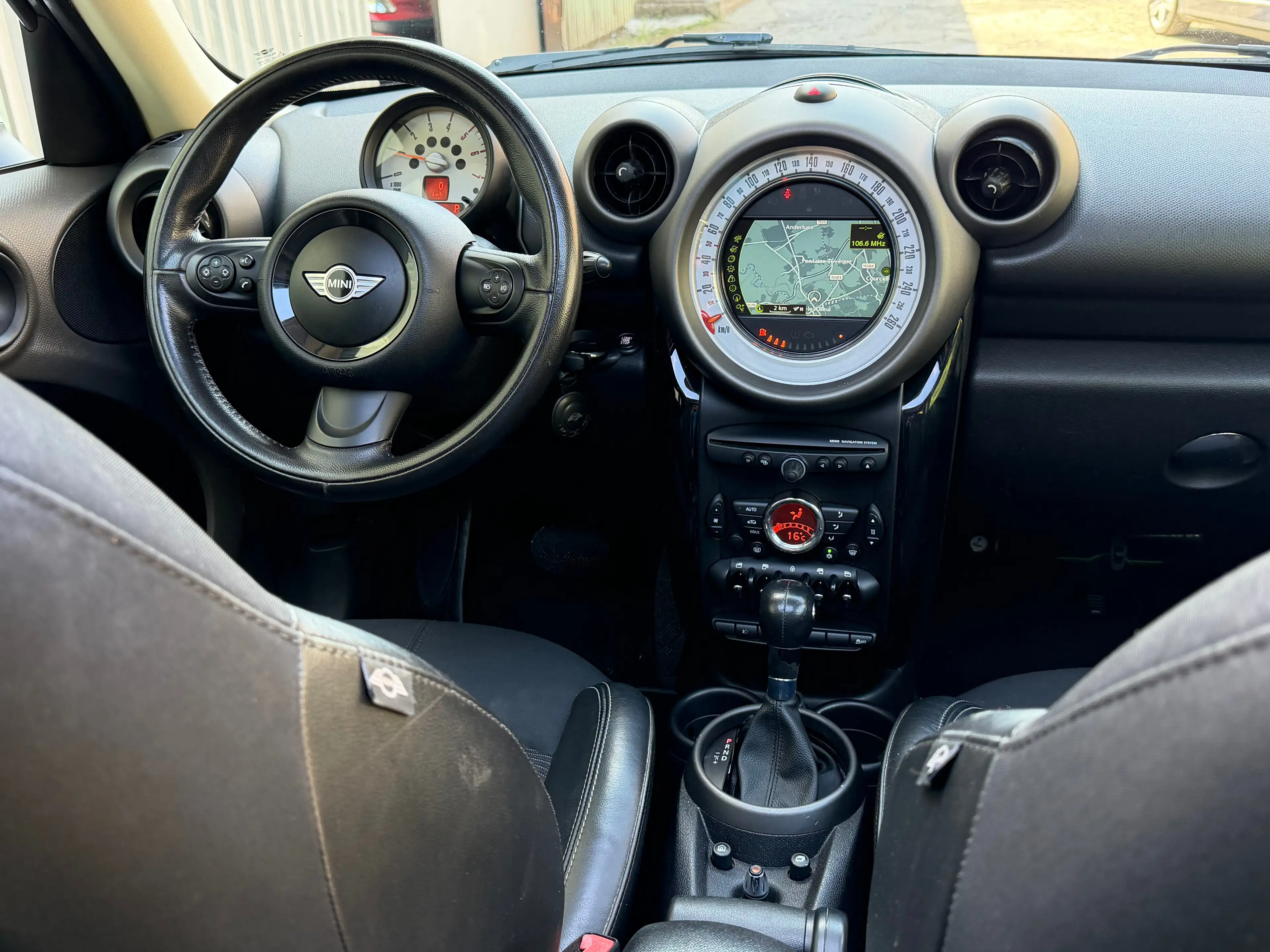 MINI Cooper D Countryman 2.0 D COOPER///BAUTO//NAVI//TOITOUVRANT — photo 11