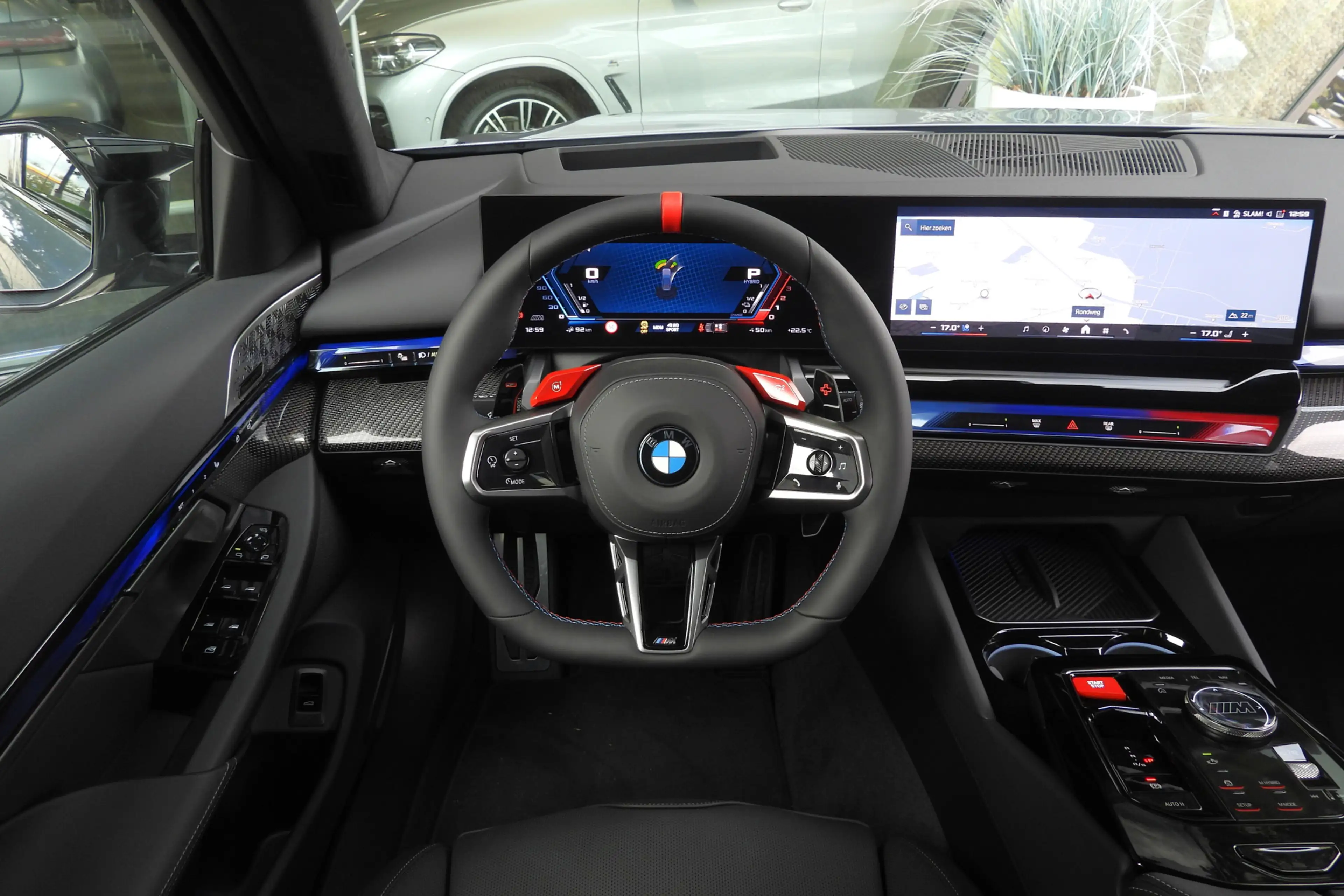 BMW M5 Touring Automaat / M Drive Professional / Trekhaak — photo 2