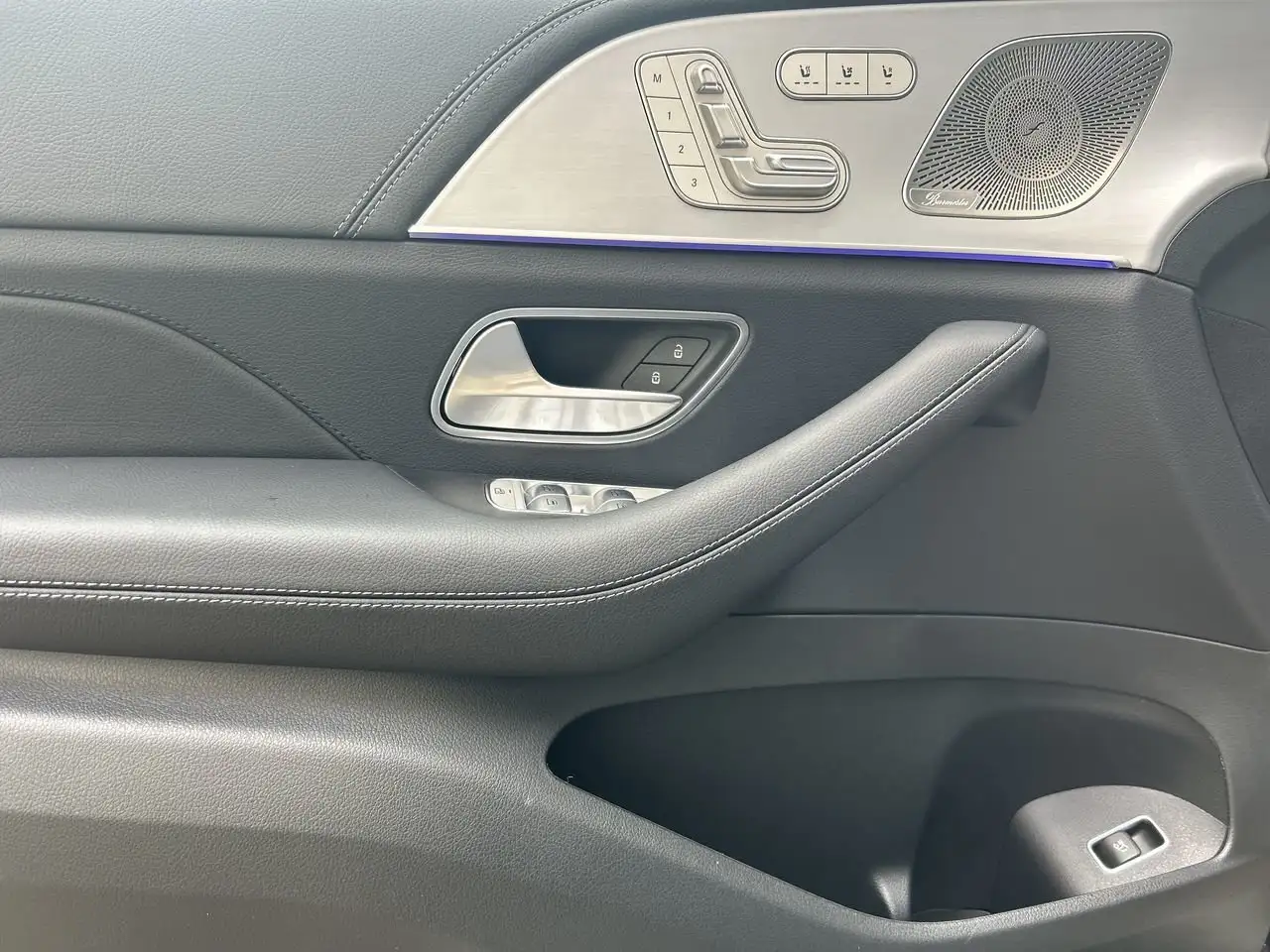 Mercedes-Benz GLE снимка Mercedes-Benz GLE