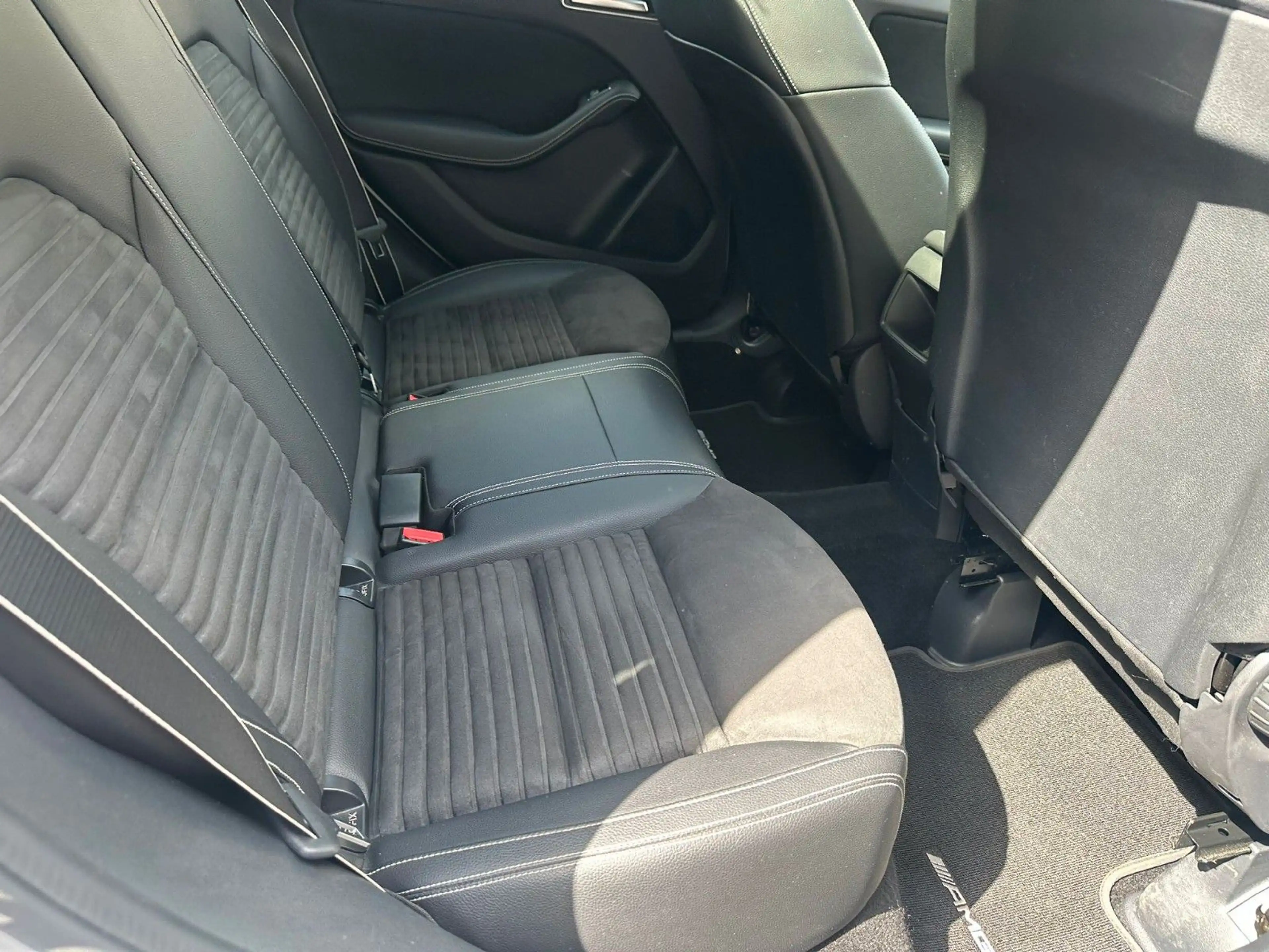 Mercedes-Benz B 220 4Matic*AMG-LINE*PANO*SITZHZG*SOUND*AHK* — photo 13