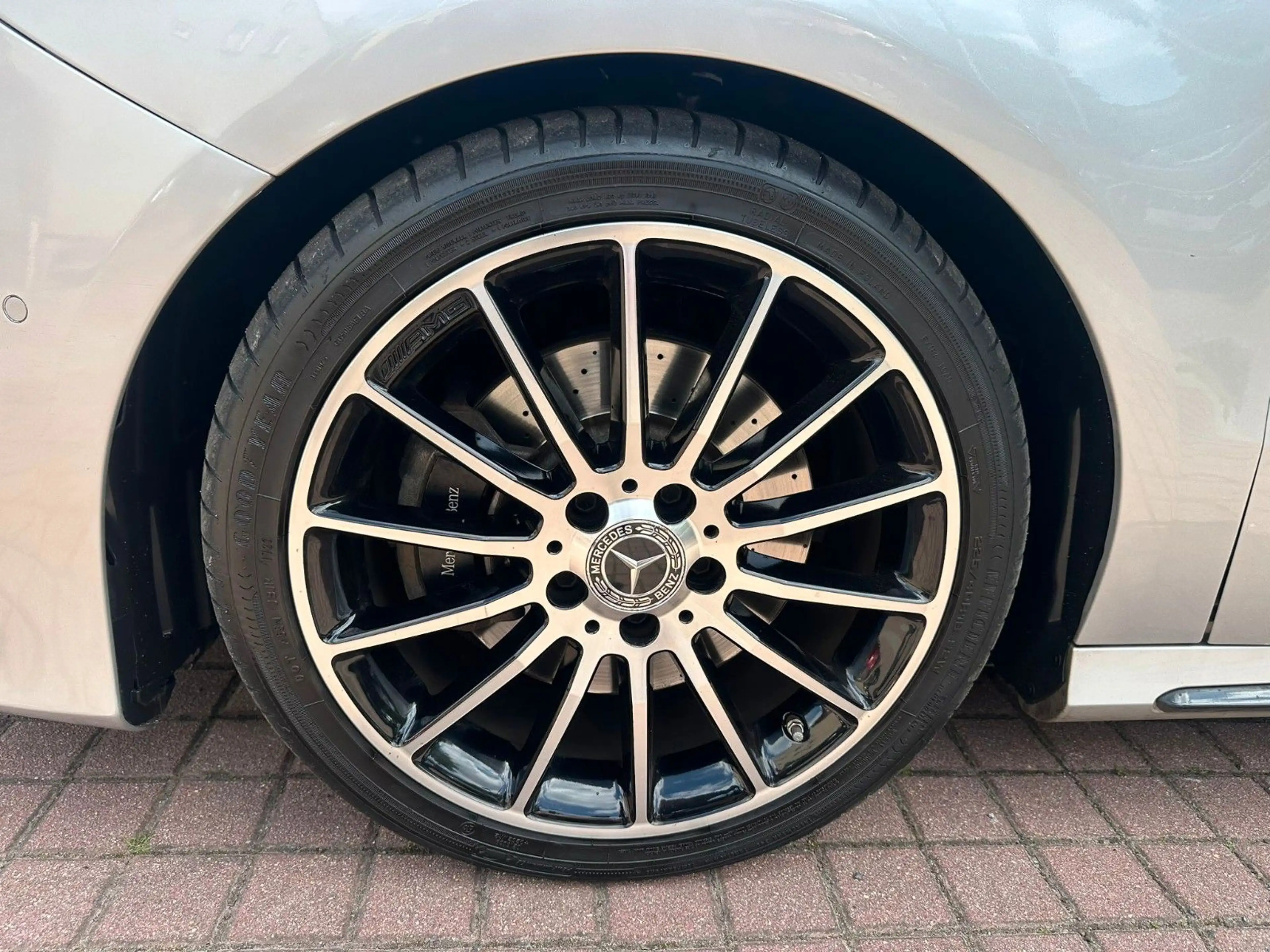 Mercedes-Benz B 220 4Matic*AMG-LINE*PANO*SITZHZG*SOUND*AHK* — photo 6