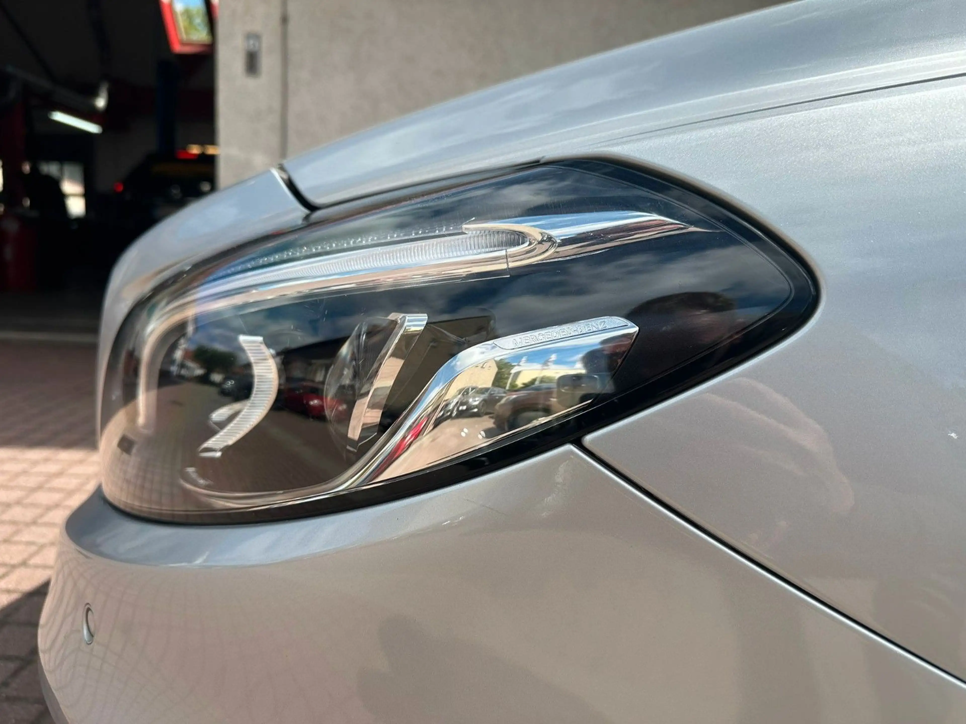 Mercedes-Benz B 220 4Matic*AMG-LINE*PANO*SITZHZG*SOUND*AHK* — photo 9