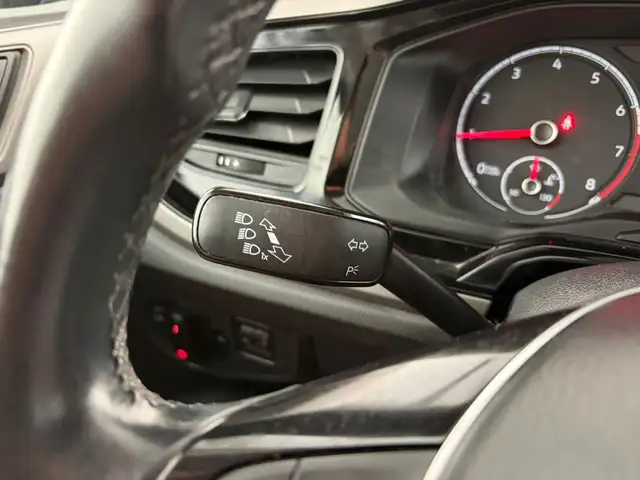 Volkswagen Polo view 19