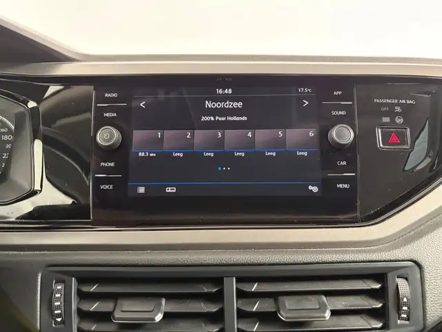 Volkswagen Polo view 11