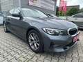 BMW 320 i Sport Line HUD/Spur/Memory/Leder/CarPlay Grijs - thumbnail 2