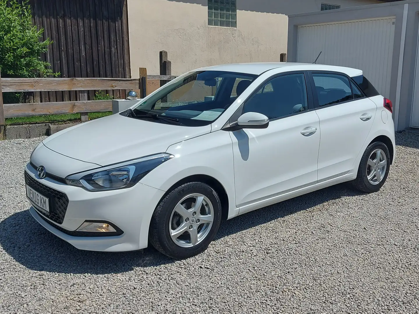 Hyundai i20 1.Hand! 69TKM!*Klima*Alu*USB*Tüv neu! Blanc - 1