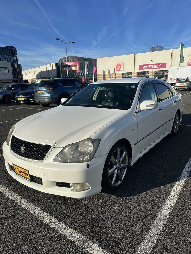 Toyota Crown Athlete (GRS184) Weiß - 1
